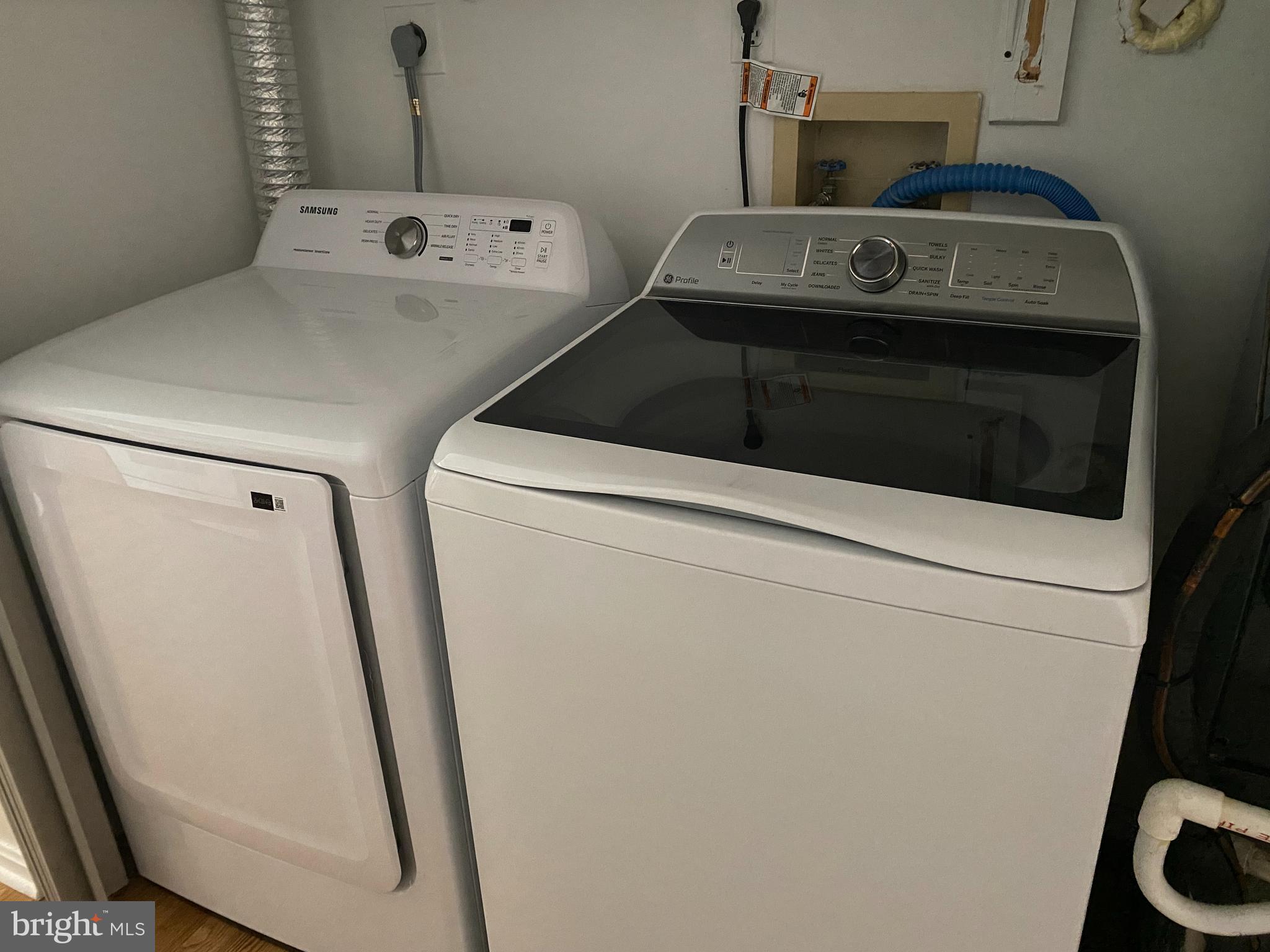 TANGLEWOOD TOWNHOMES SUB - Residential Lease