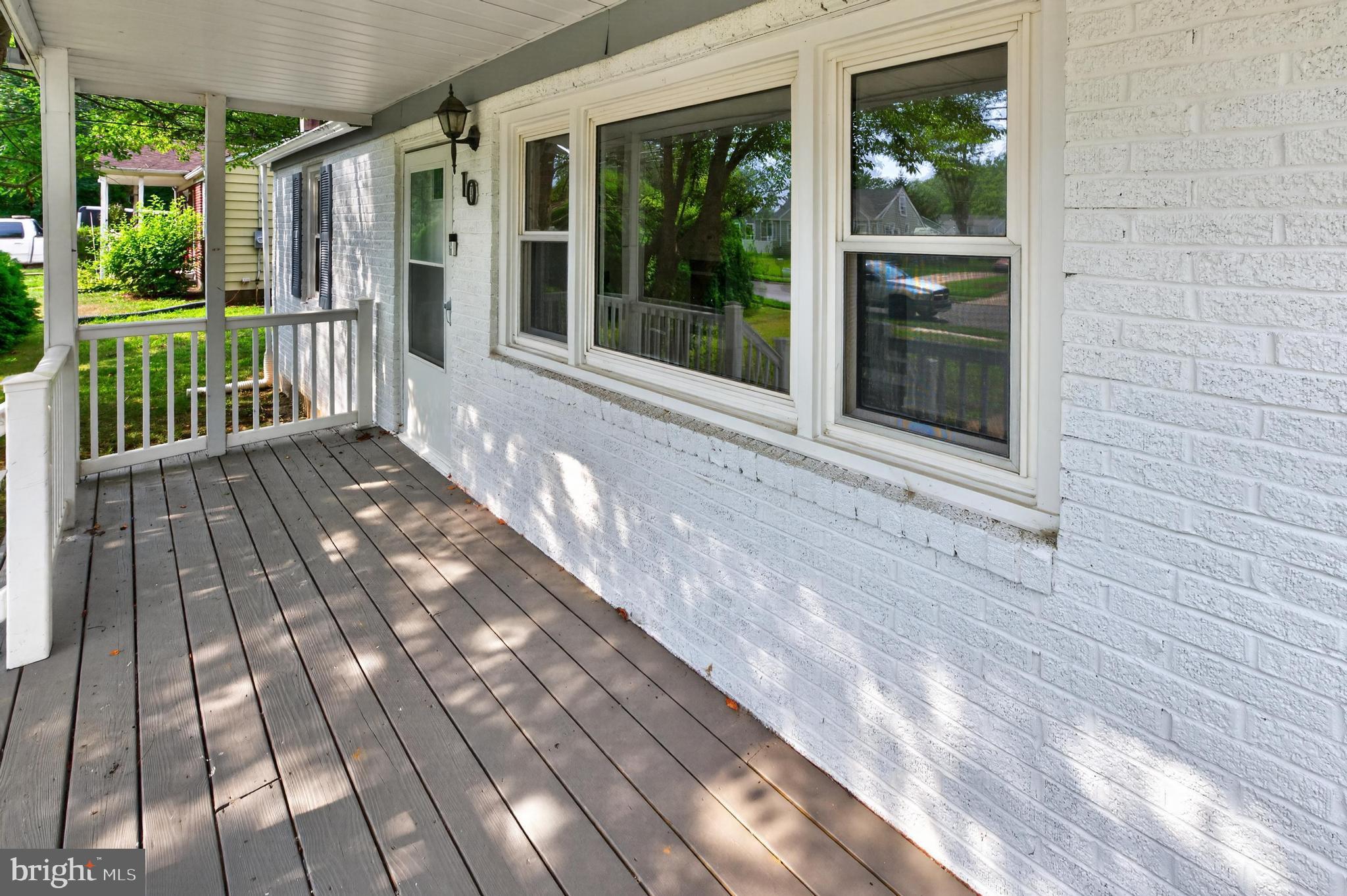 10 BERGEN AVENUE