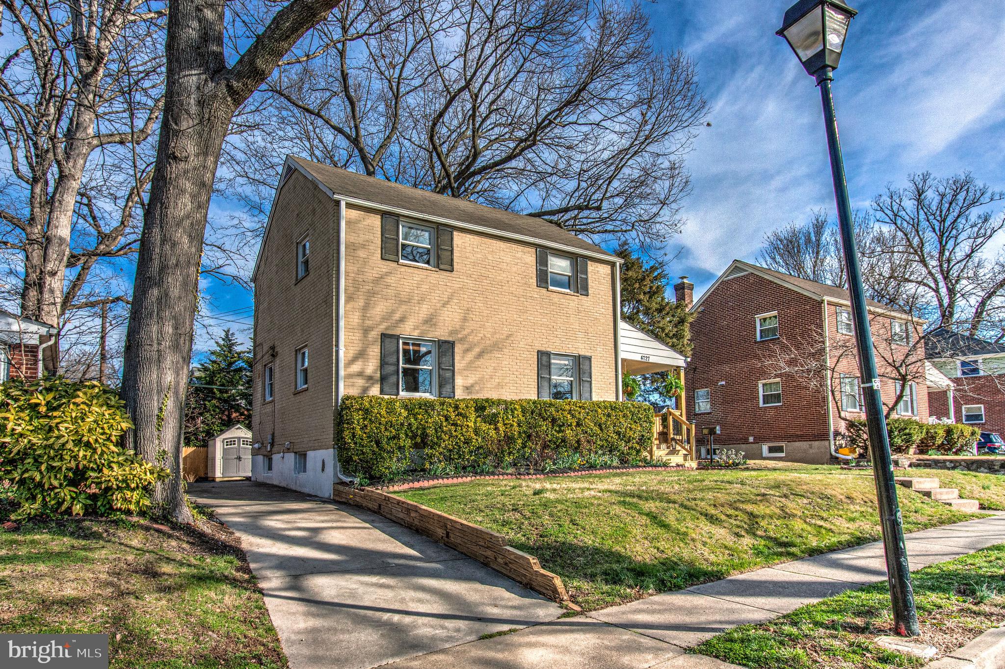 ARLINGTON FOREST - Residential