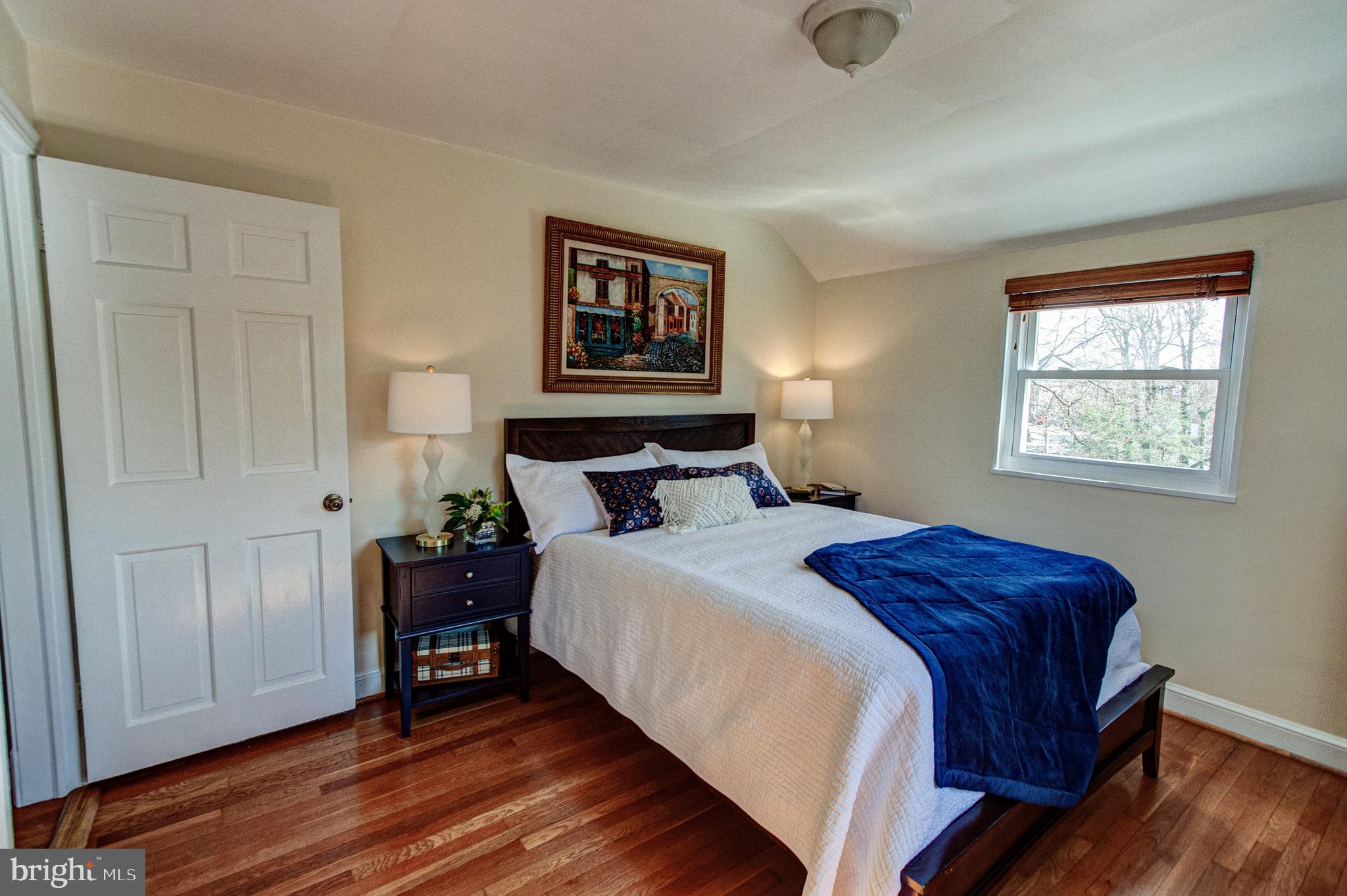 ARLINGTON FOREST - Residential