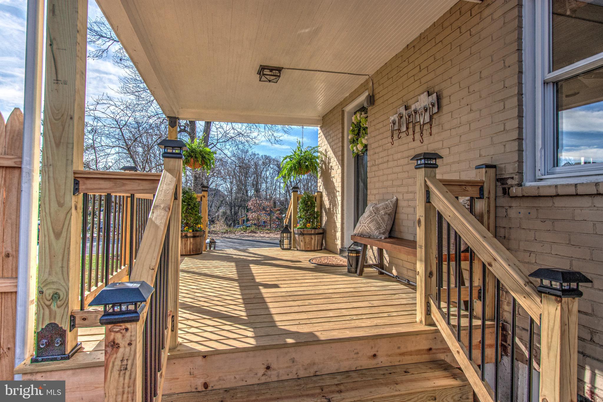 ARLINGTON FOREST - Residential