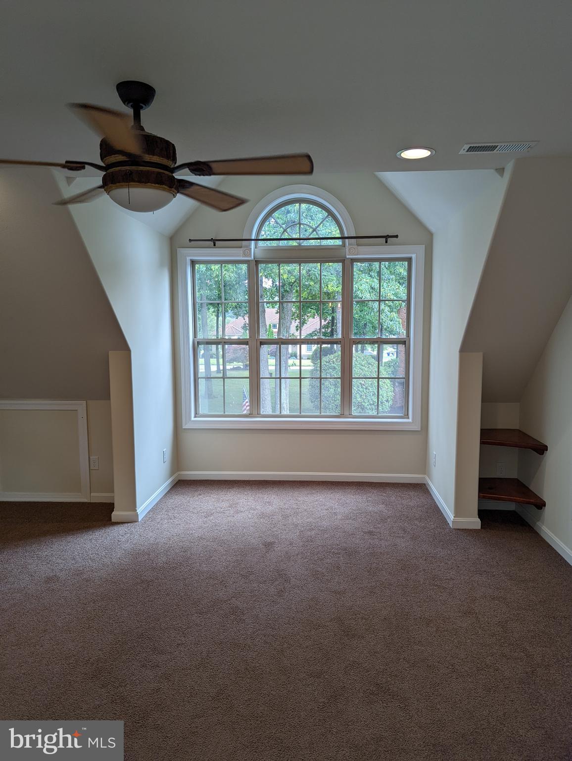 WINDSWEPT - Residential Lease