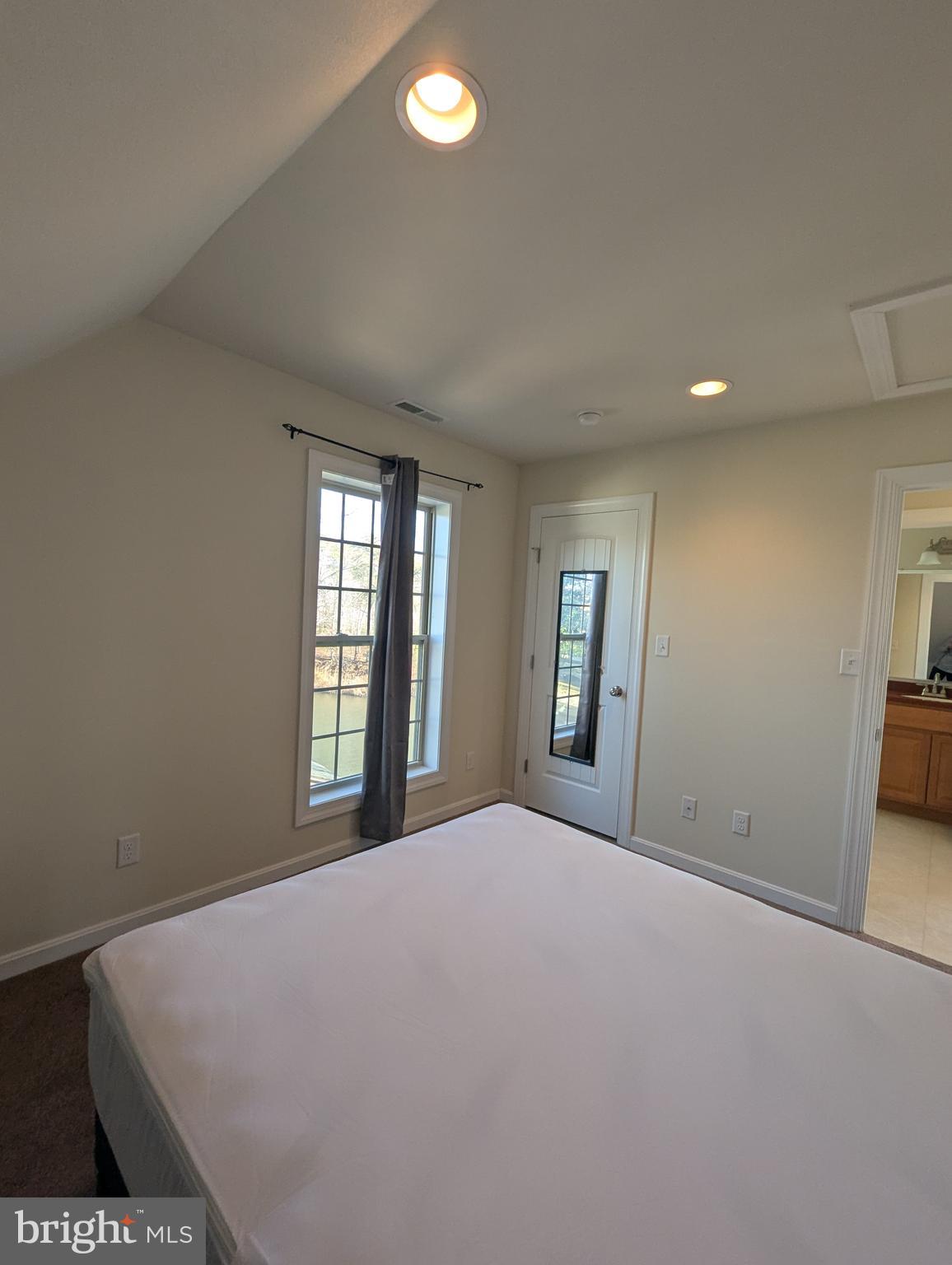 WINDSWEPT - Residential Lease