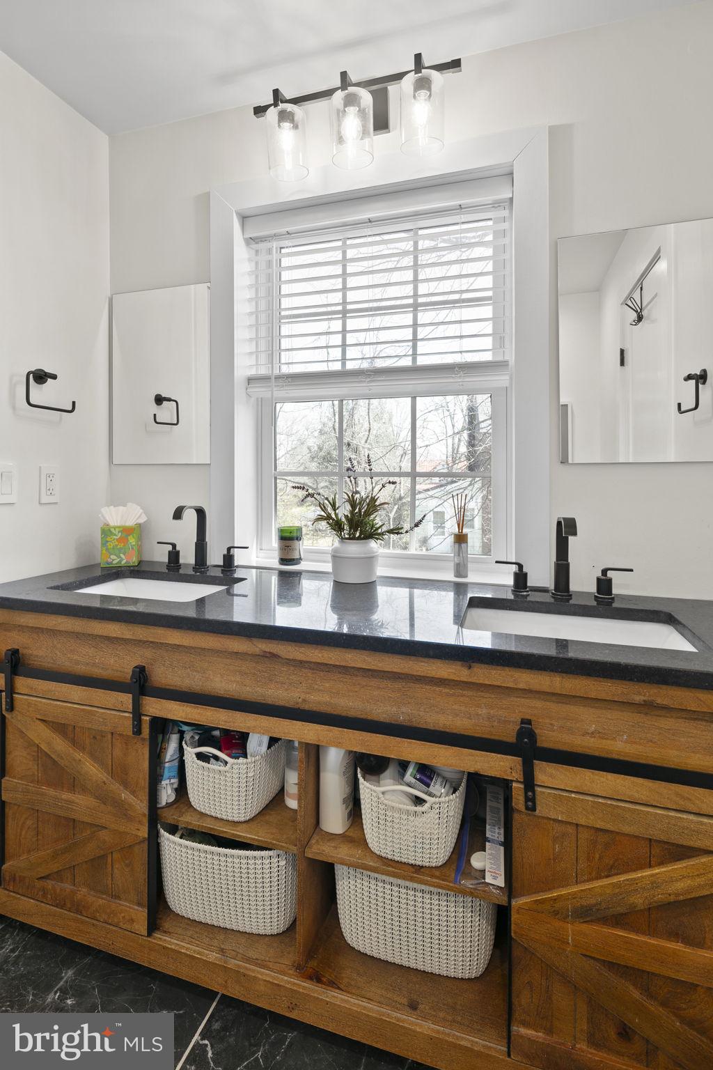 MCKENZIE LEWIS PROPERTY - Residential