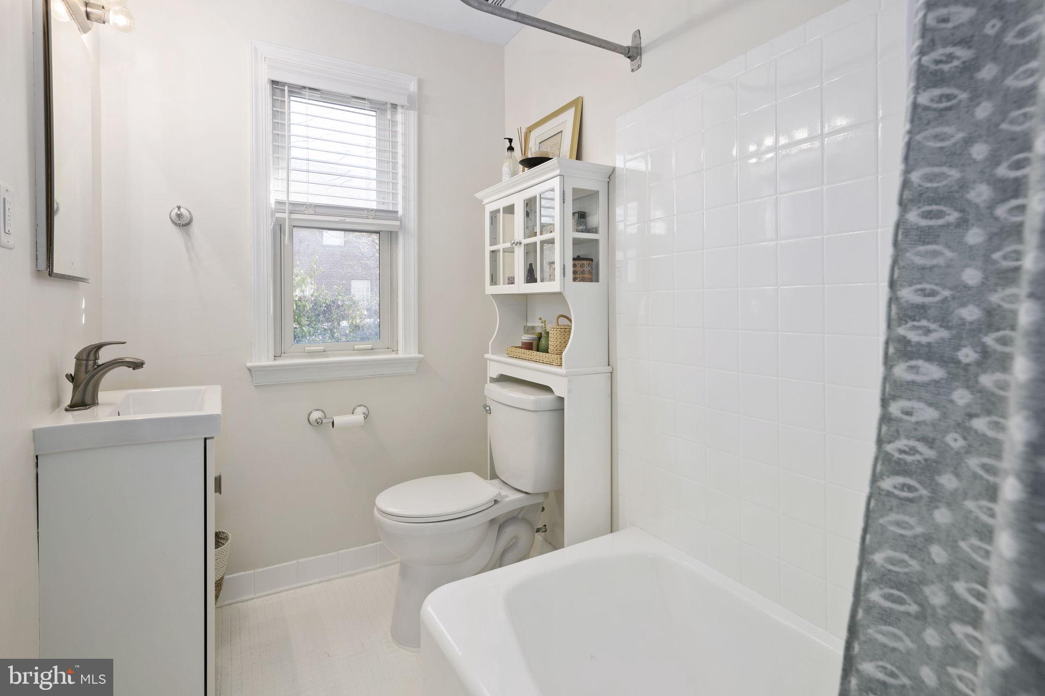 MCKENZIE LEWIS PROPERTY - Residential