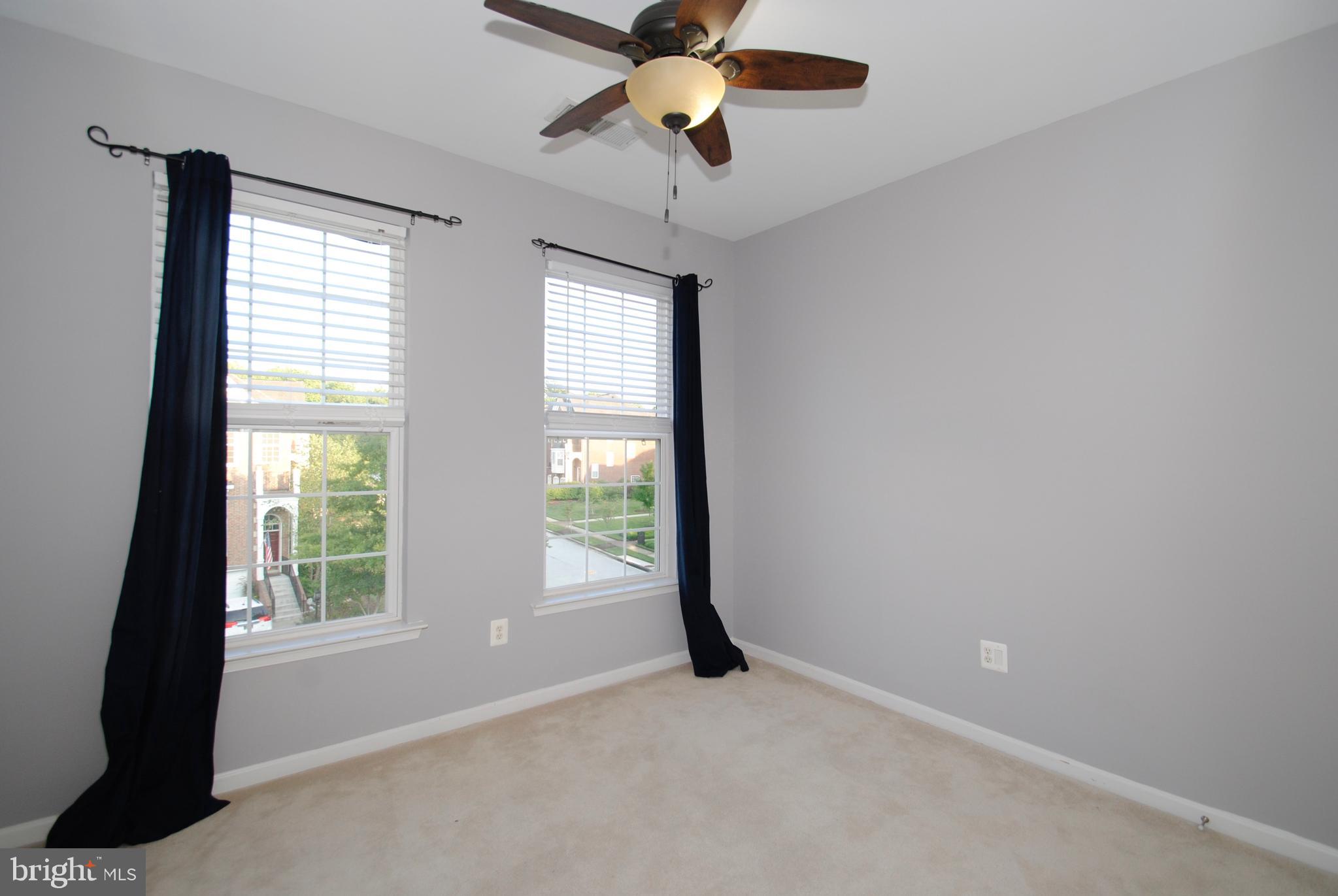 SOUTH RIVER - Residential Lease