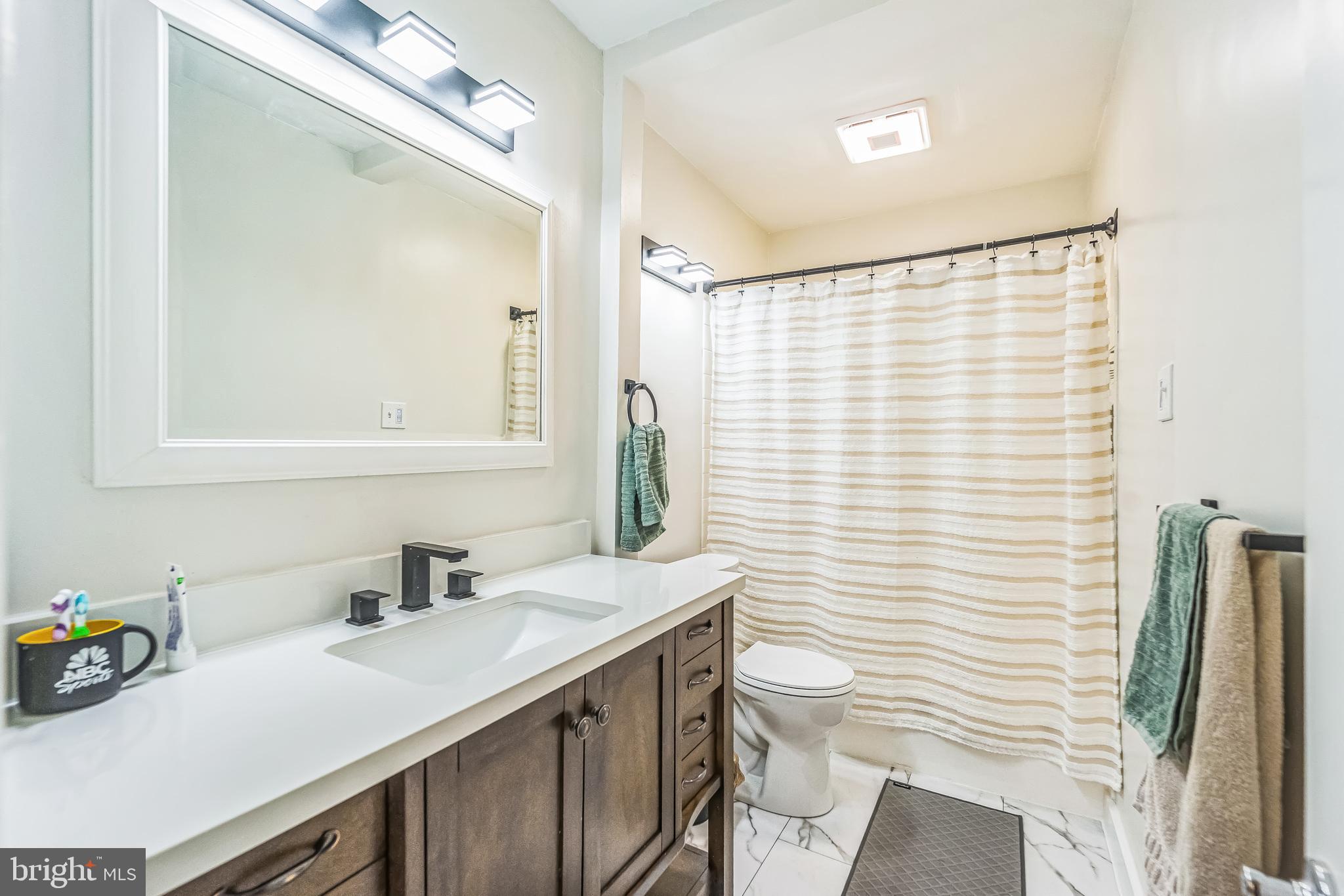 GEORGETOWN HOUSES - Residential