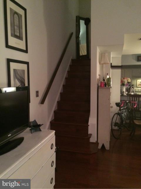 SUMMERWALK - Residential Lease