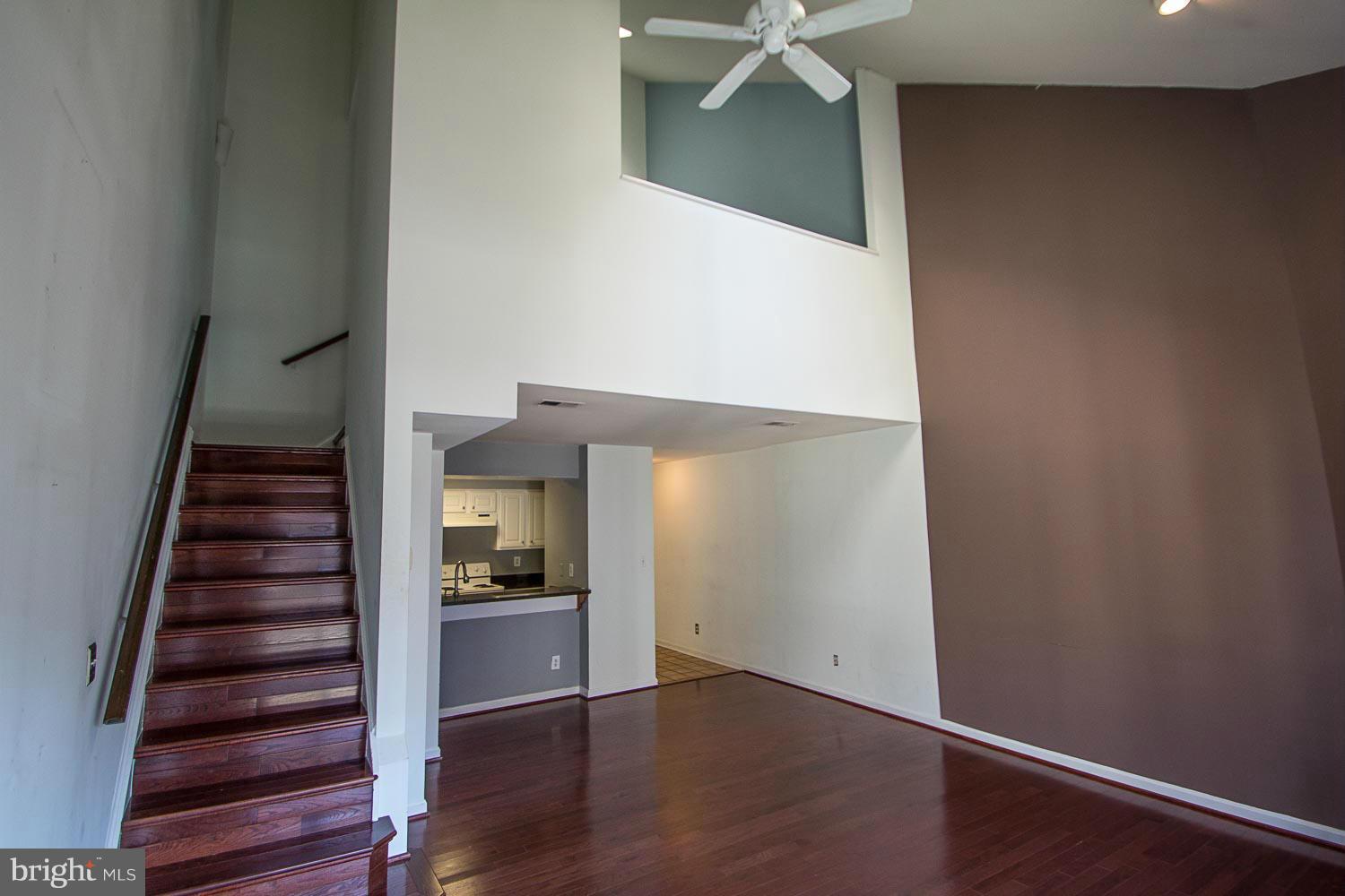 SUMMERWALK - Residential Lease