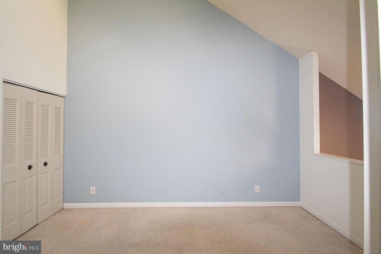 SUMMERWALK - Residential Lease