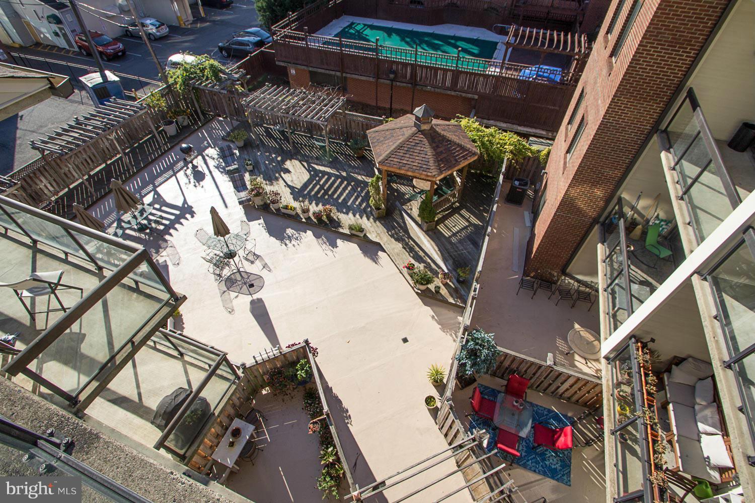 SUMMERWALK - Residential Lease