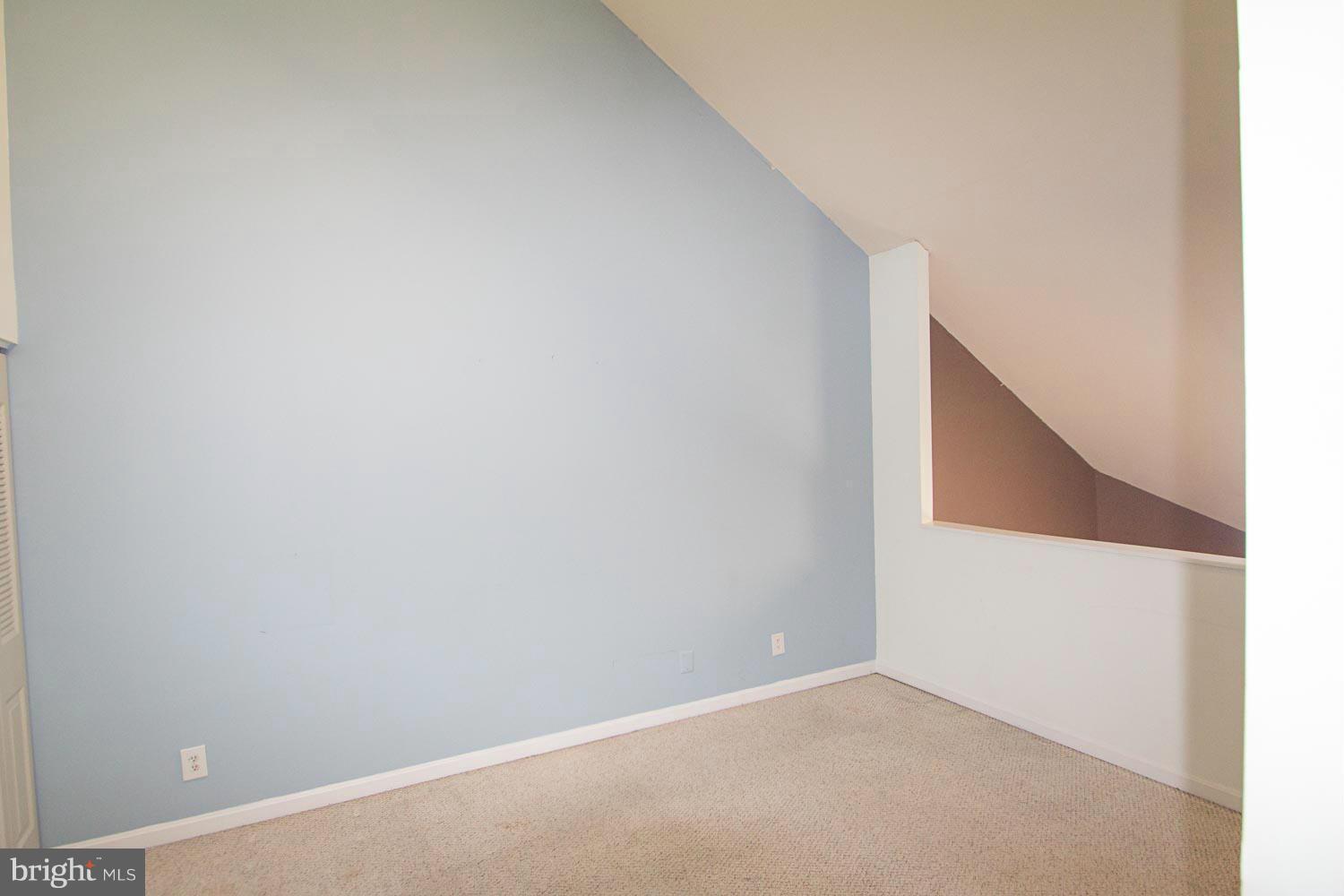 SUMMERWALK - Residential Lease