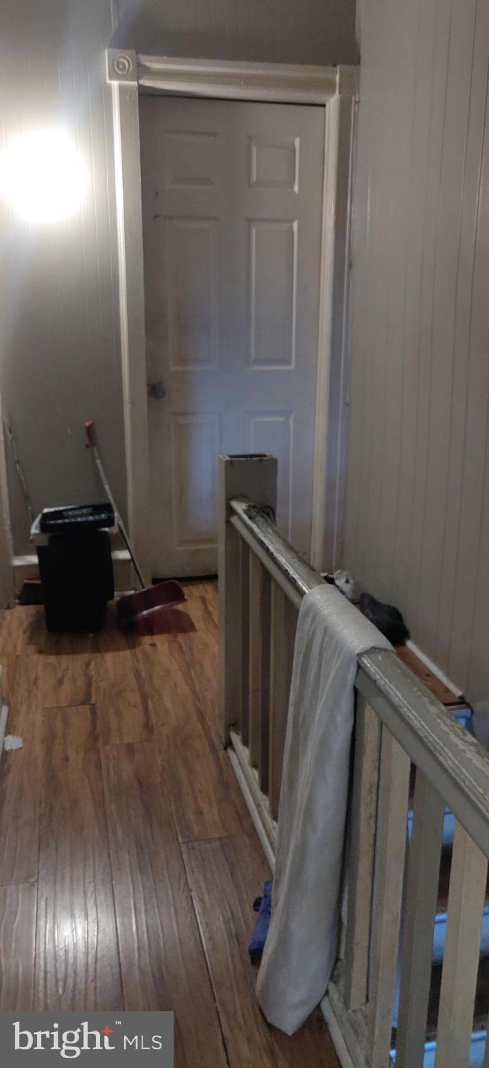 ELMWOOD PARK - Residential