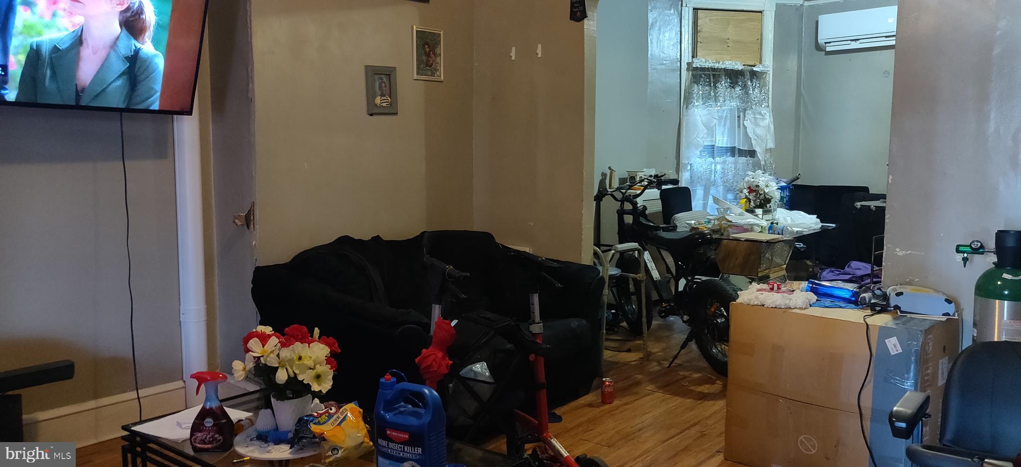 ELMWOOD PARK - Residential