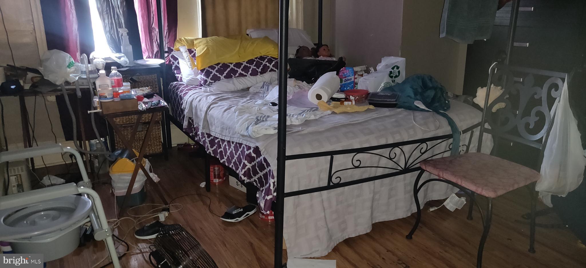 ELMWOOD PARK - Residential