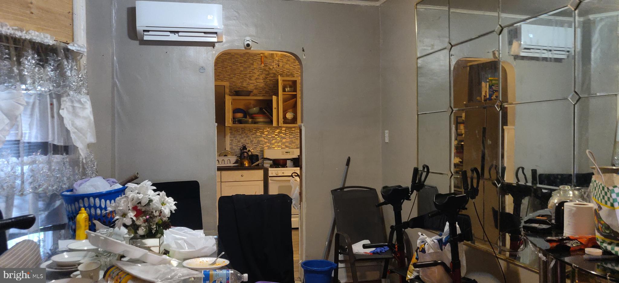 ELMWOOD PARK - Residential