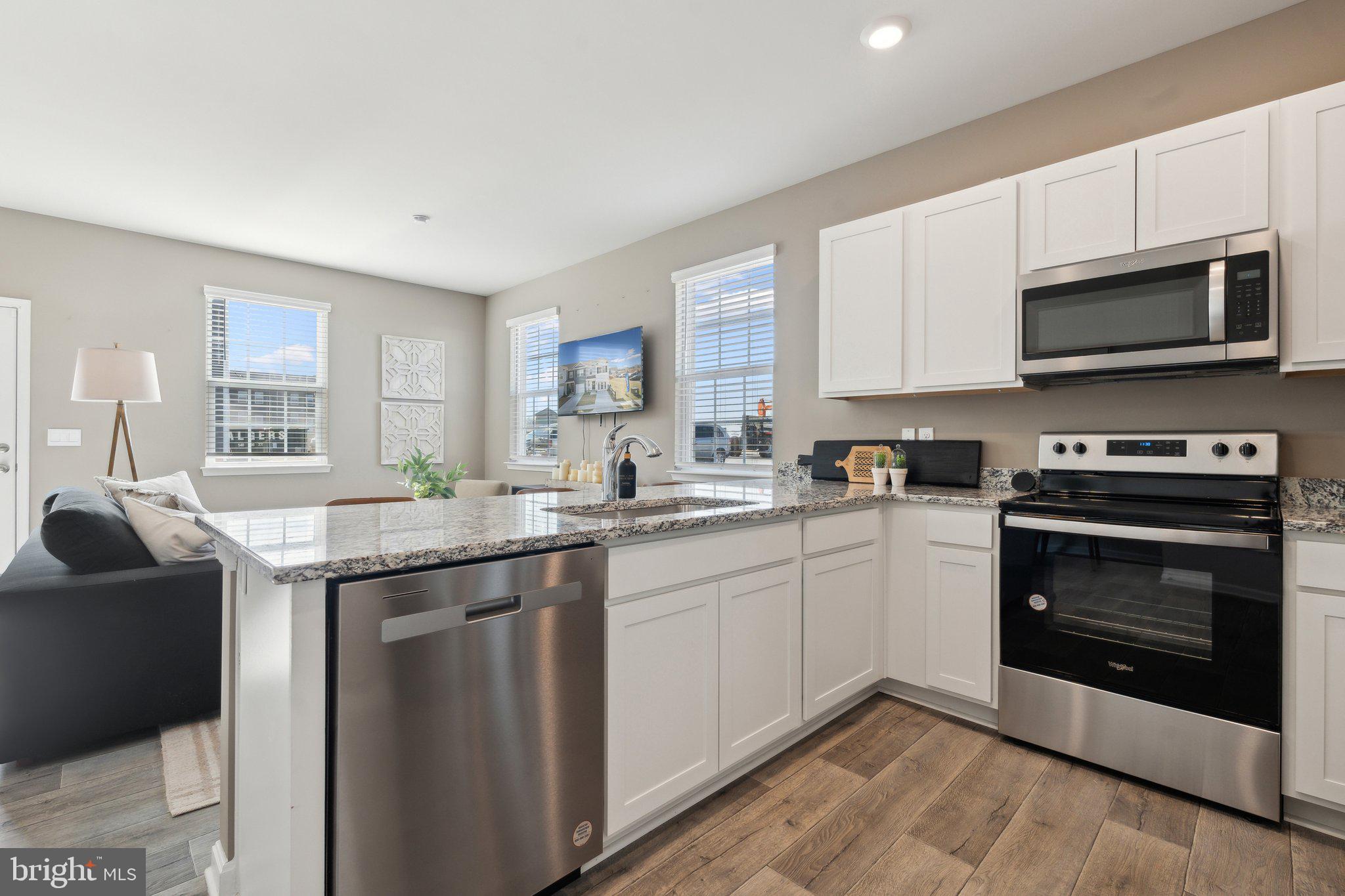 LURAY LANDING - Residential