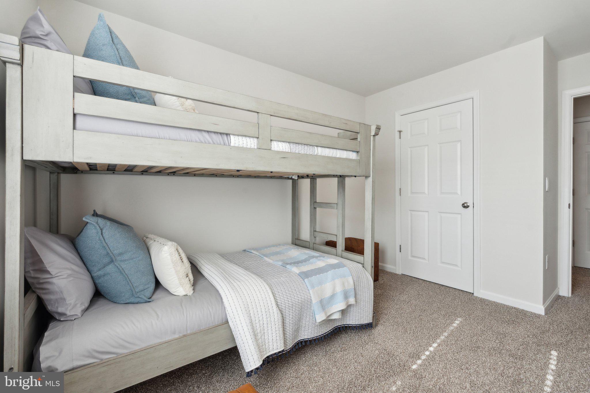 LURAY LANDING - Residential