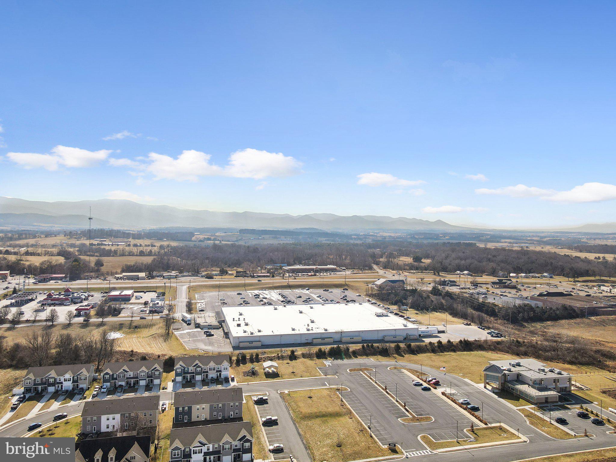 LURAY LANDING - Residential