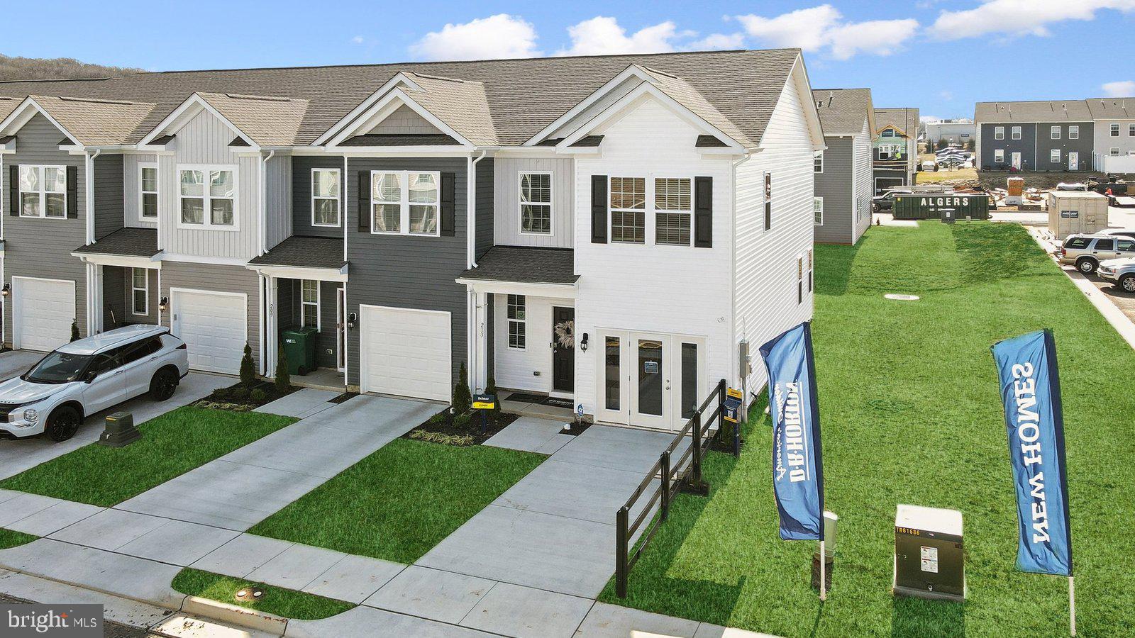 LURAY LANDING - Residential