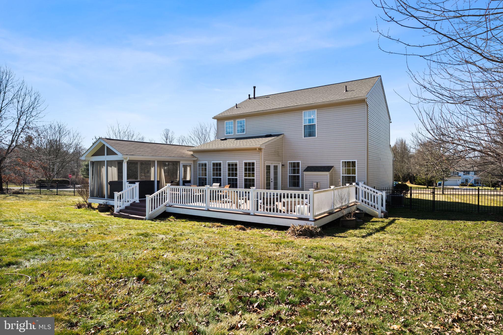 MEDFORD FARMS - Residential