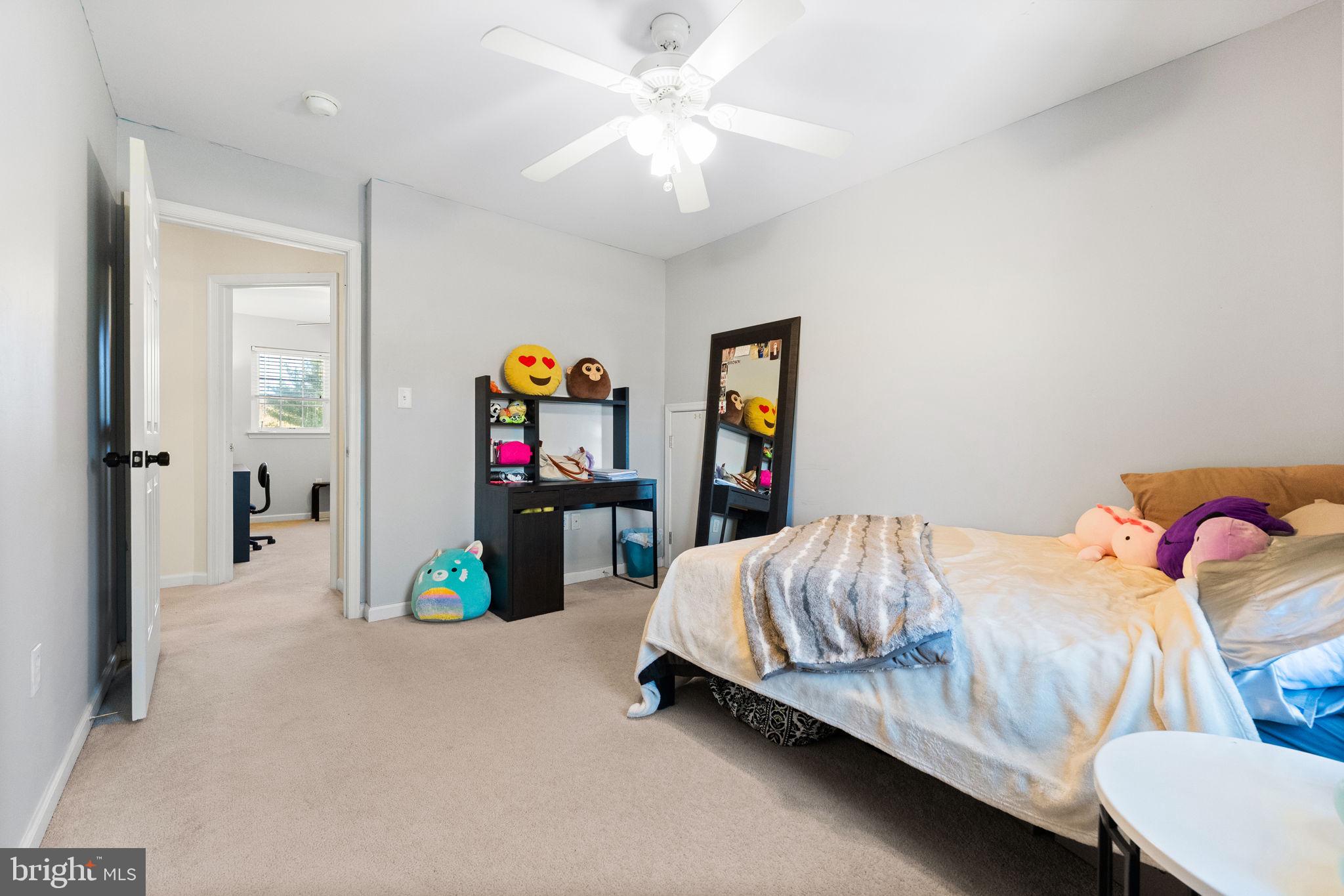 MEDFORD FARMS - Residential