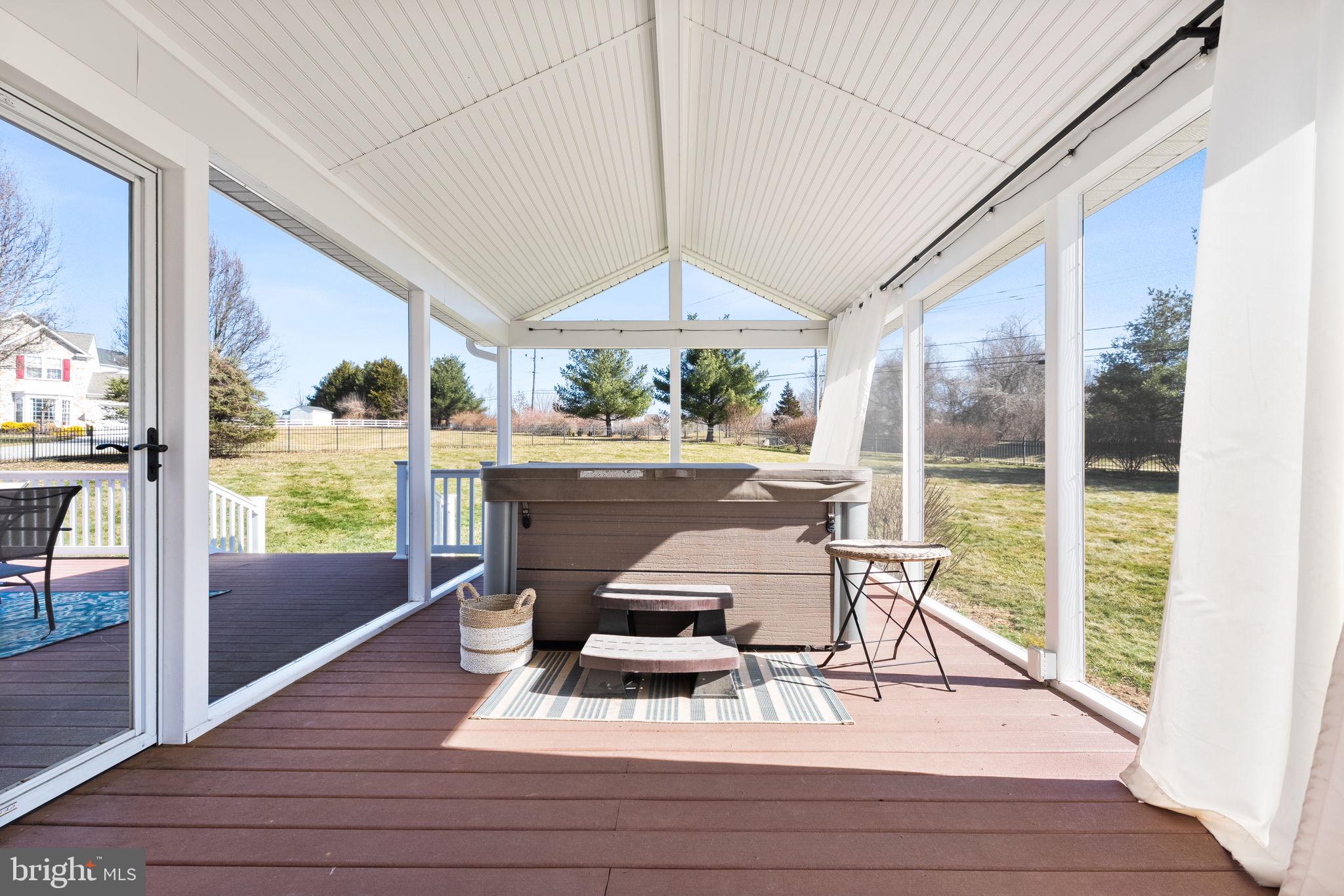 MEDFORD FARMS - Residential