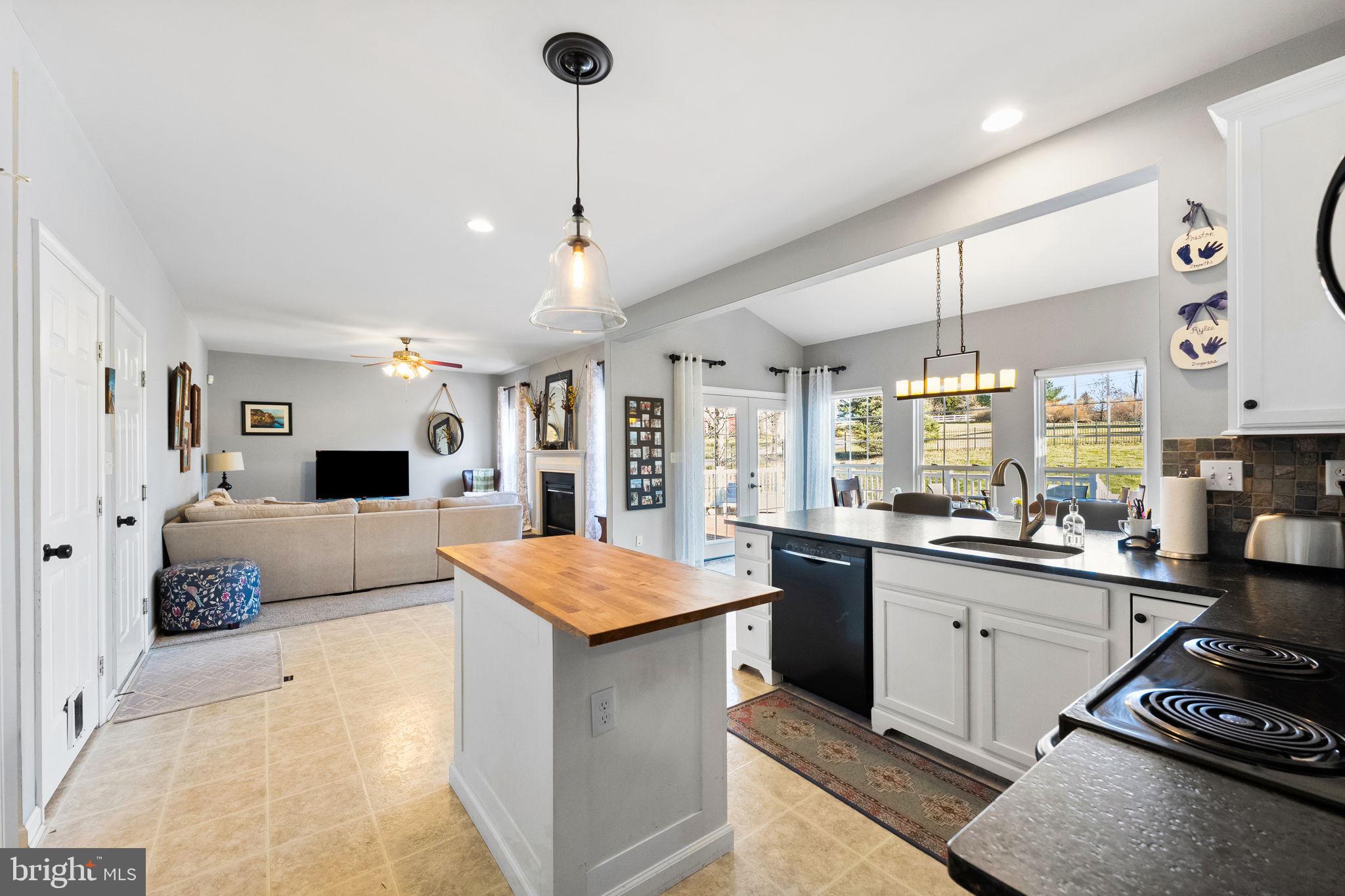 MEDFORD FARMS - Residential