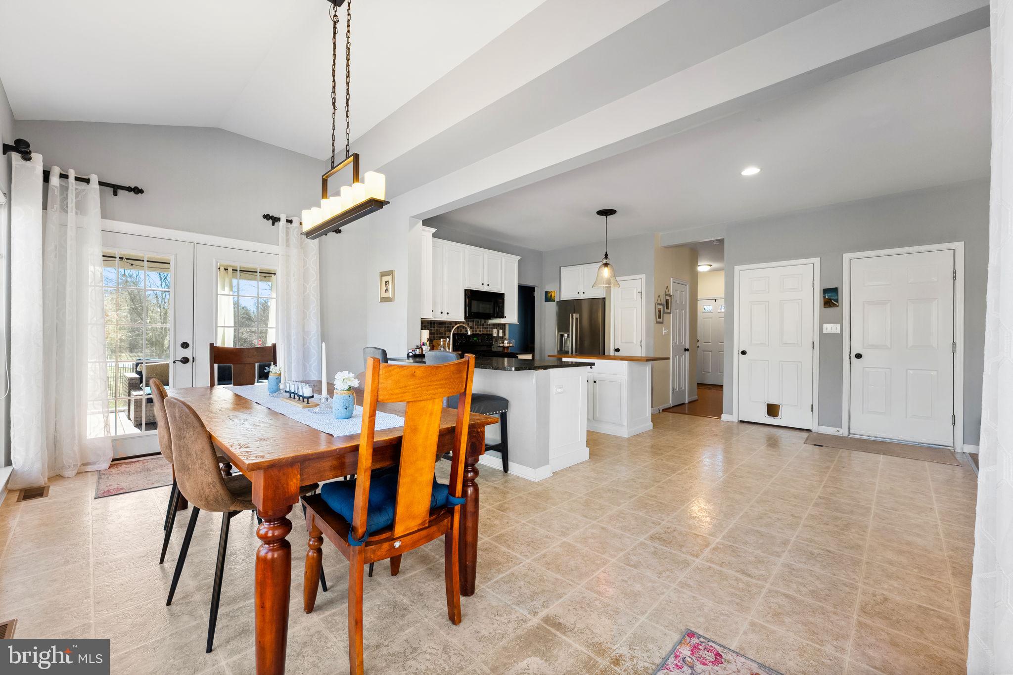 MEDFORD FARMS - Residential