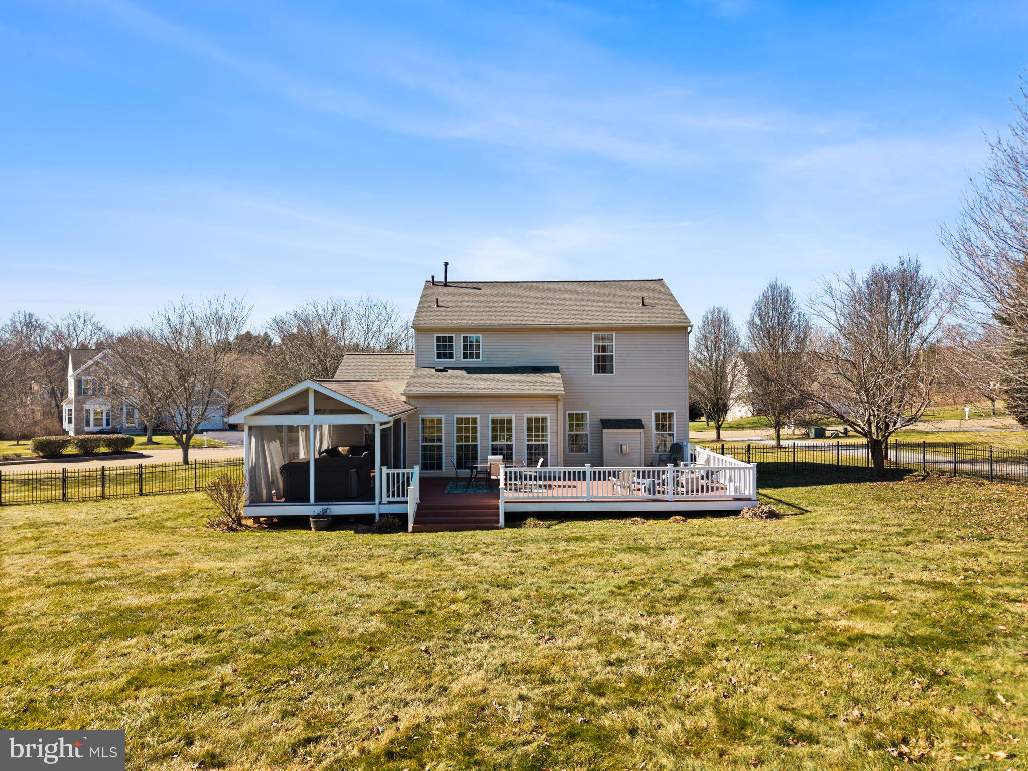 MEDFORD FARMS - Residential