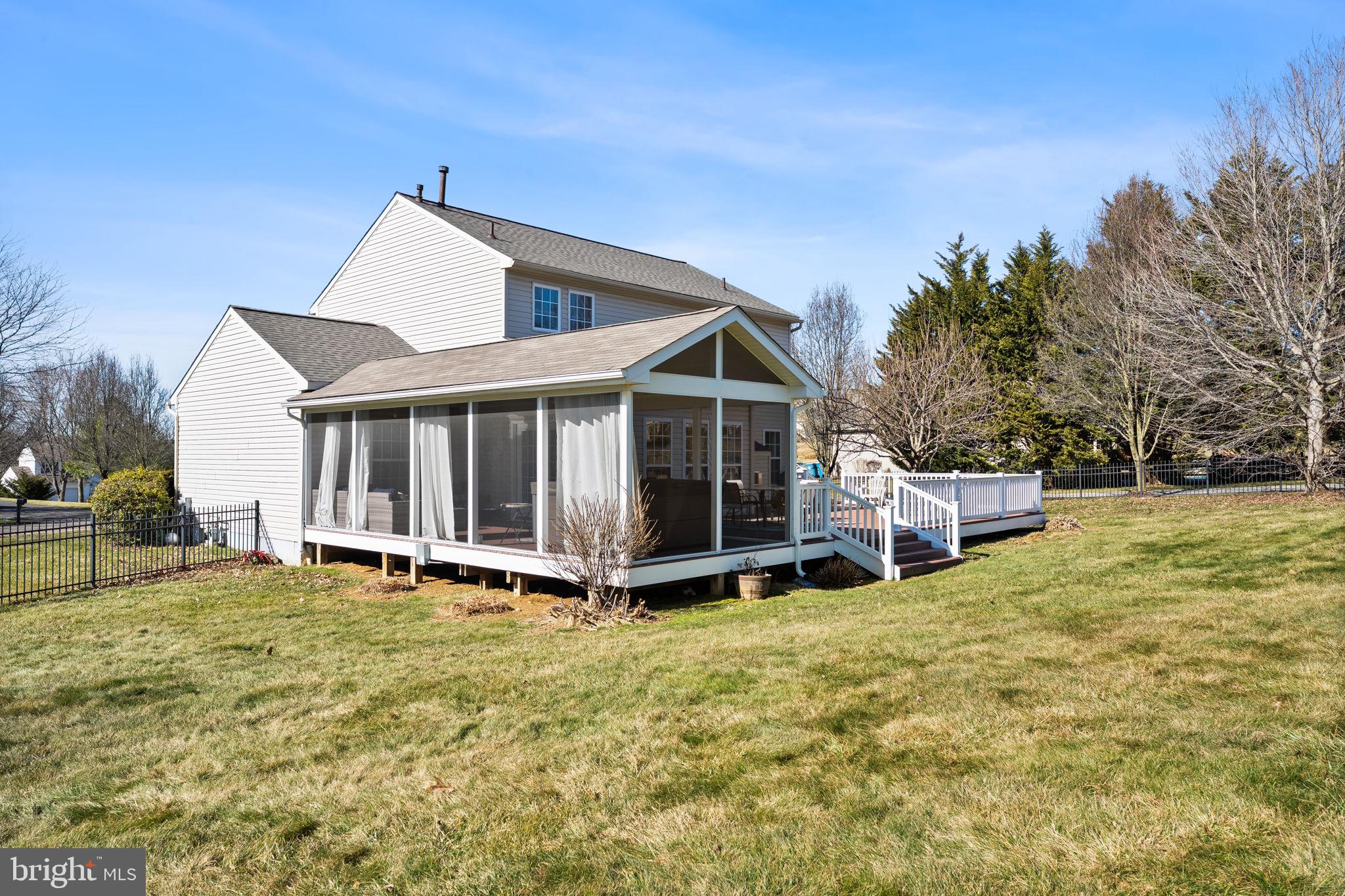 MEDFORD FARMS - Residential