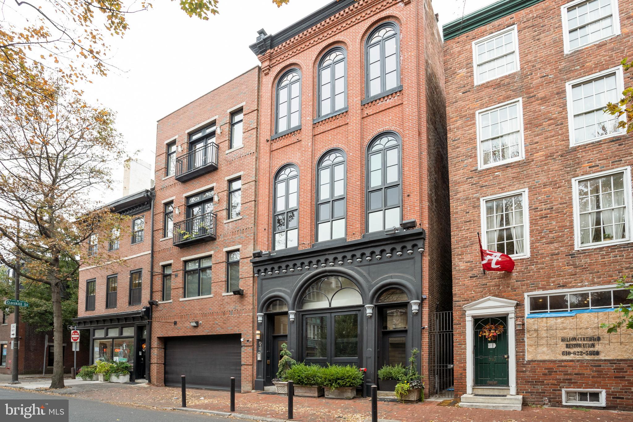 SOCIETY HILL - Residential