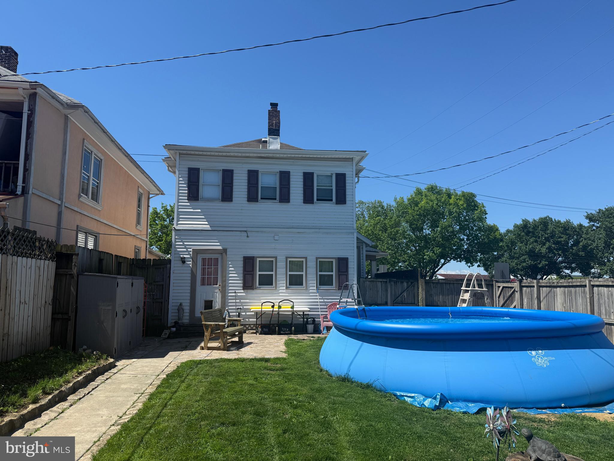 331 CARLISLE AVENUE