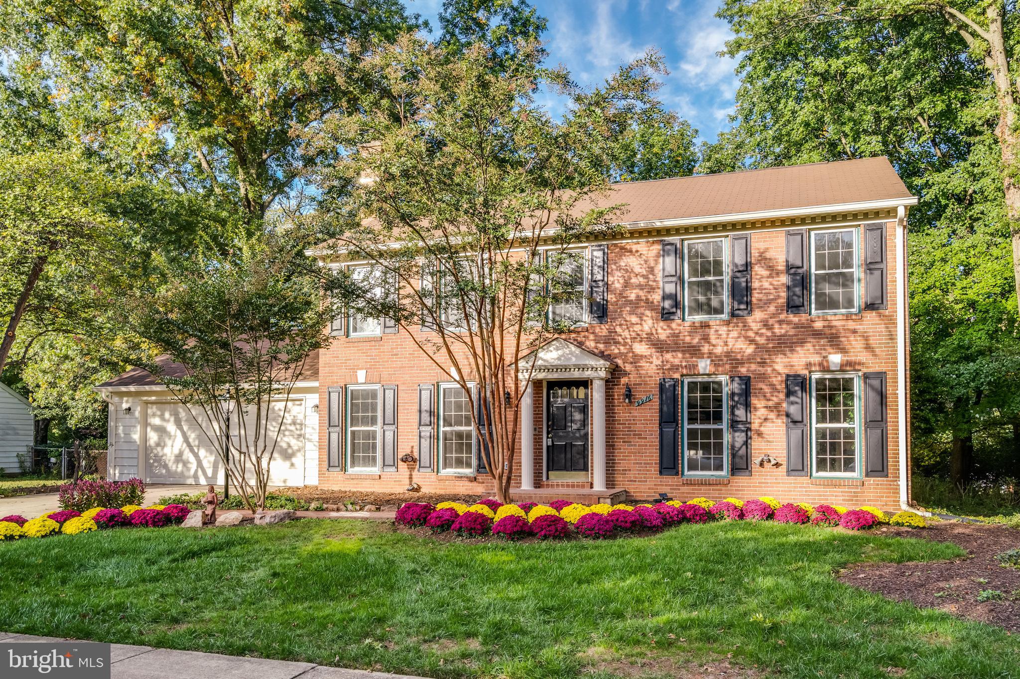 LAKEVALE ESTATES - Residential