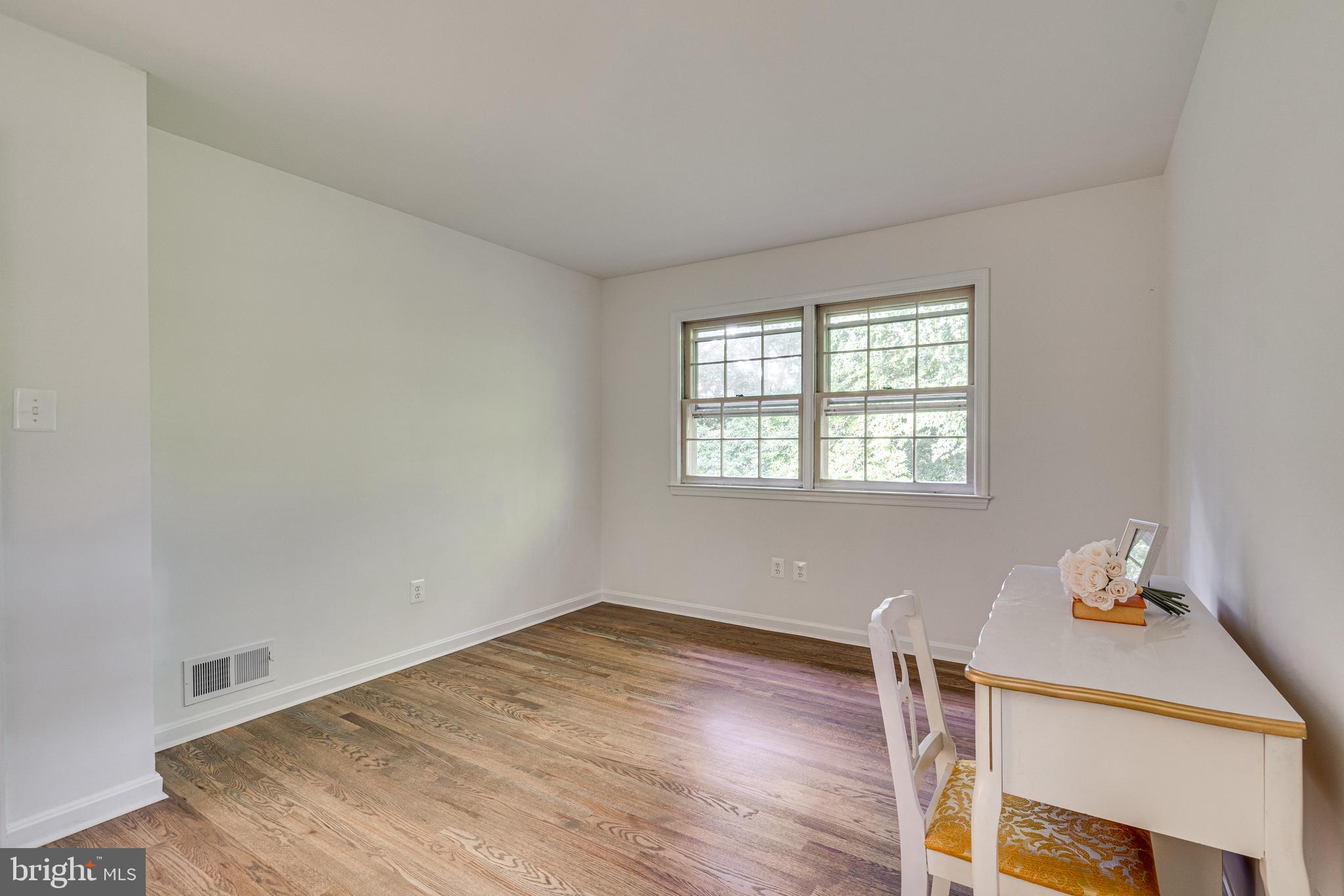 LAKEVALE ESTATES - Residential