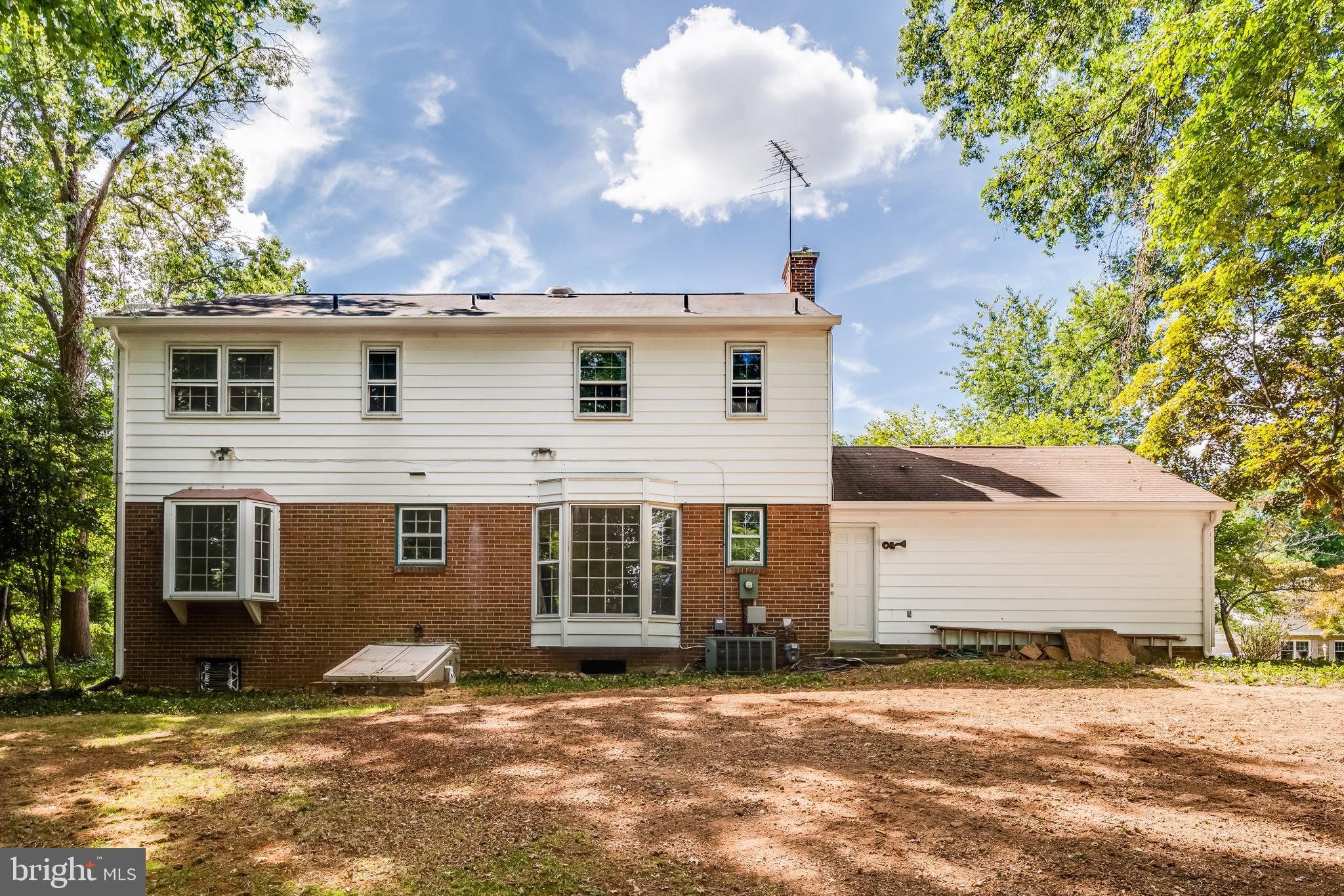 LAKEVALE ESTATES - Residential