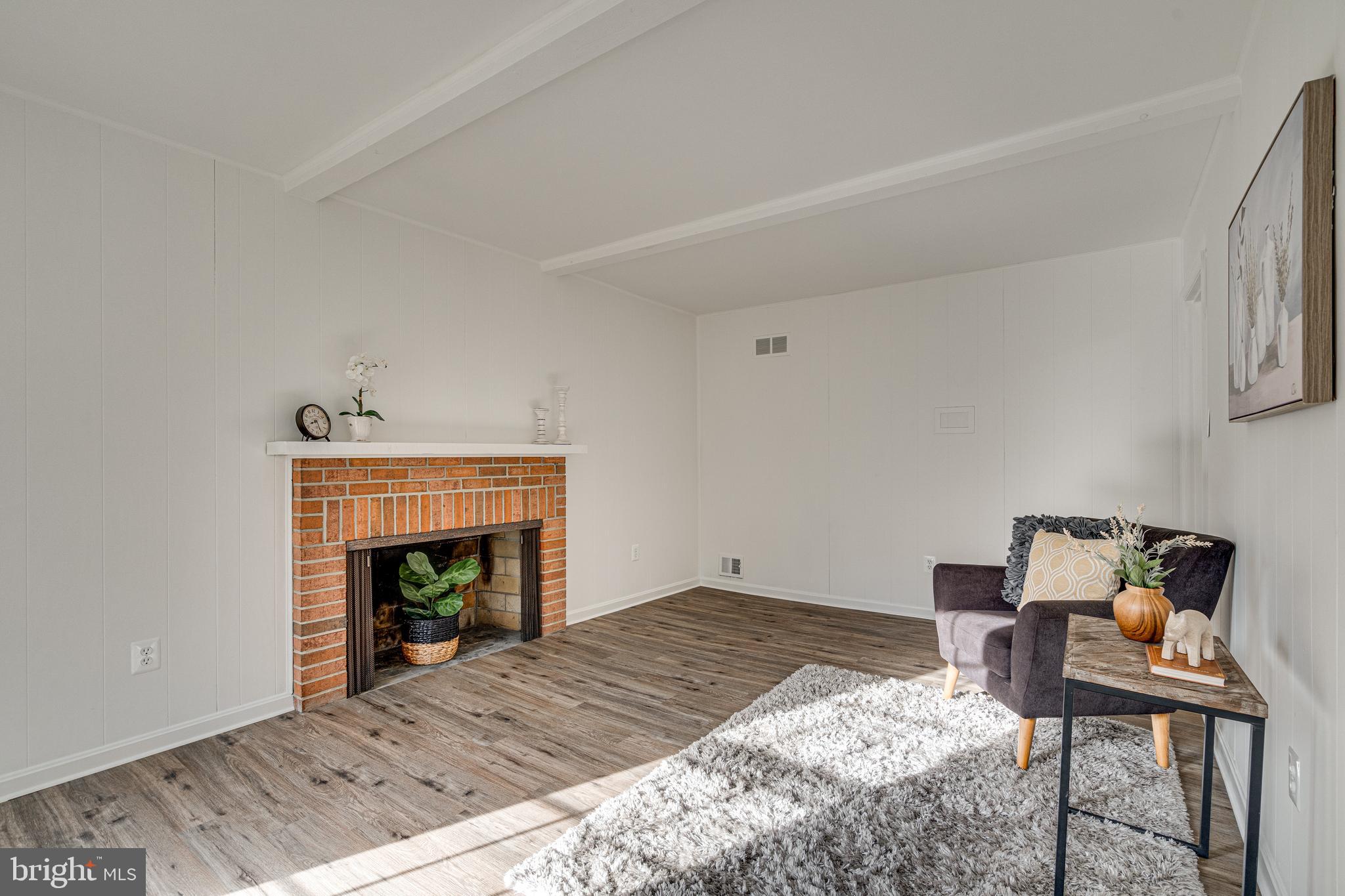 LAKEVALE ESTATES - Residential