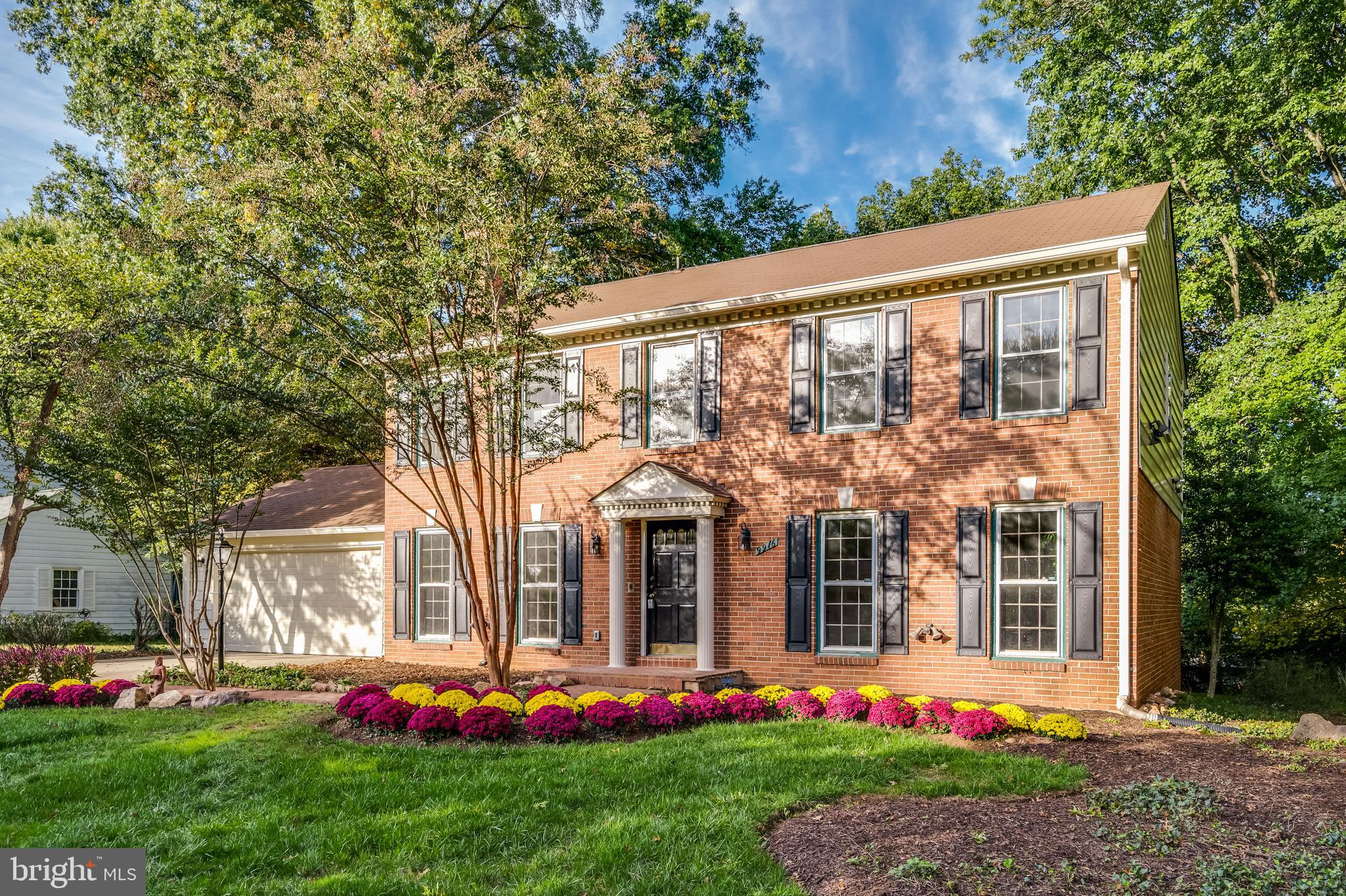 LAKEVALE ESTATES - Residential