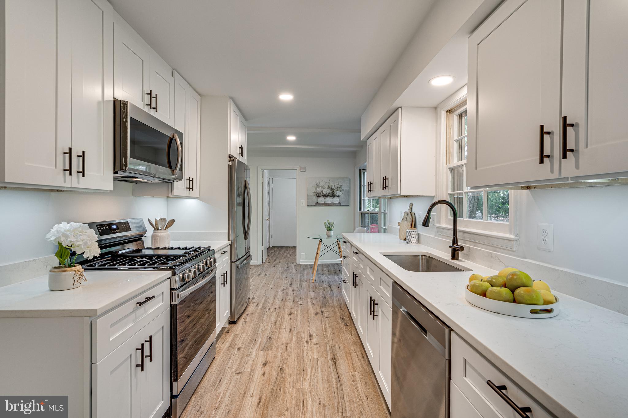 LAKEVALE ESTATES - Residential