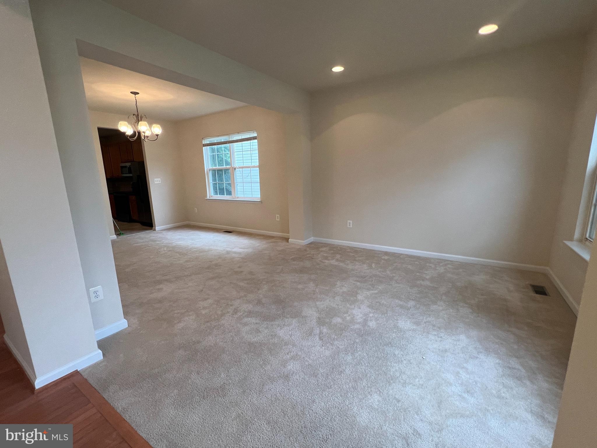 RIVERWATCH IND HEAD - Residential Lease