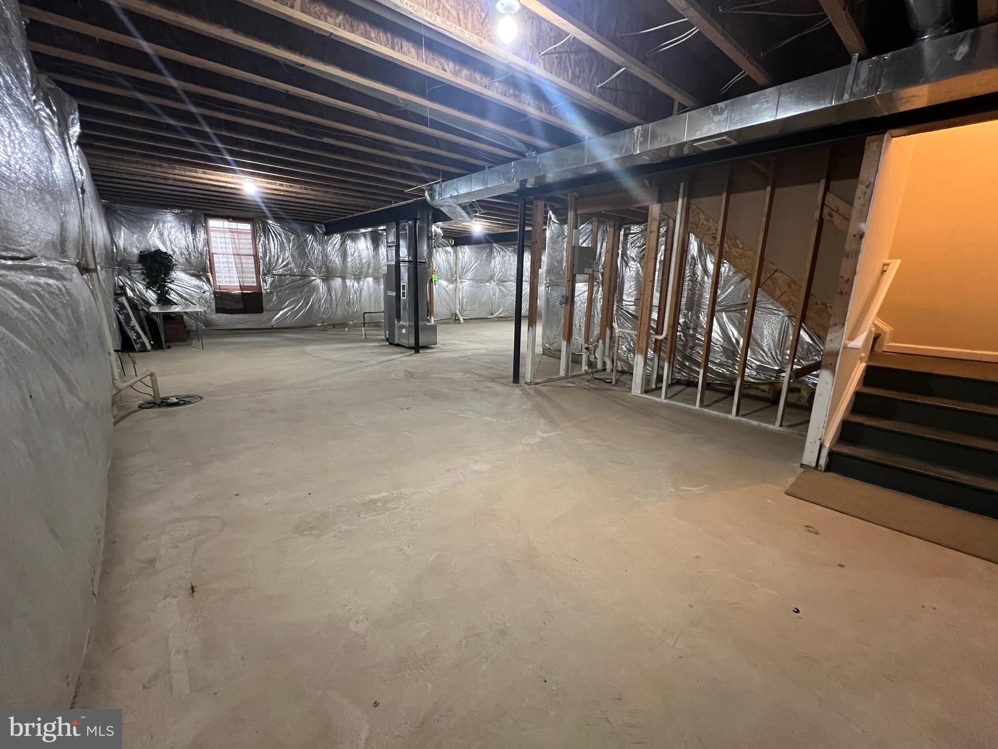 RIVERWATCH IND HEAD - Residential Lease