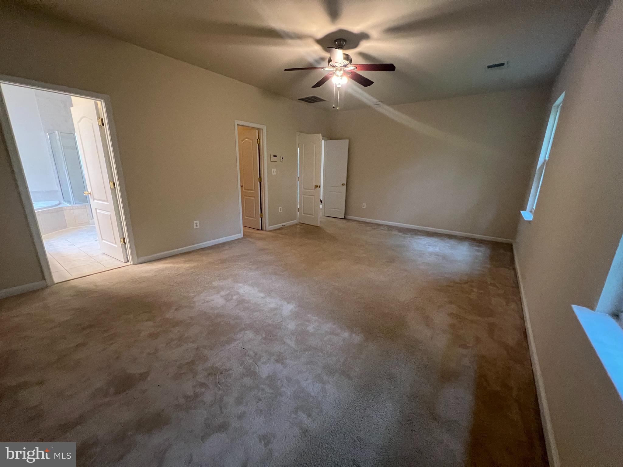 RIVERWATCH IND HEAD - Residential Lease