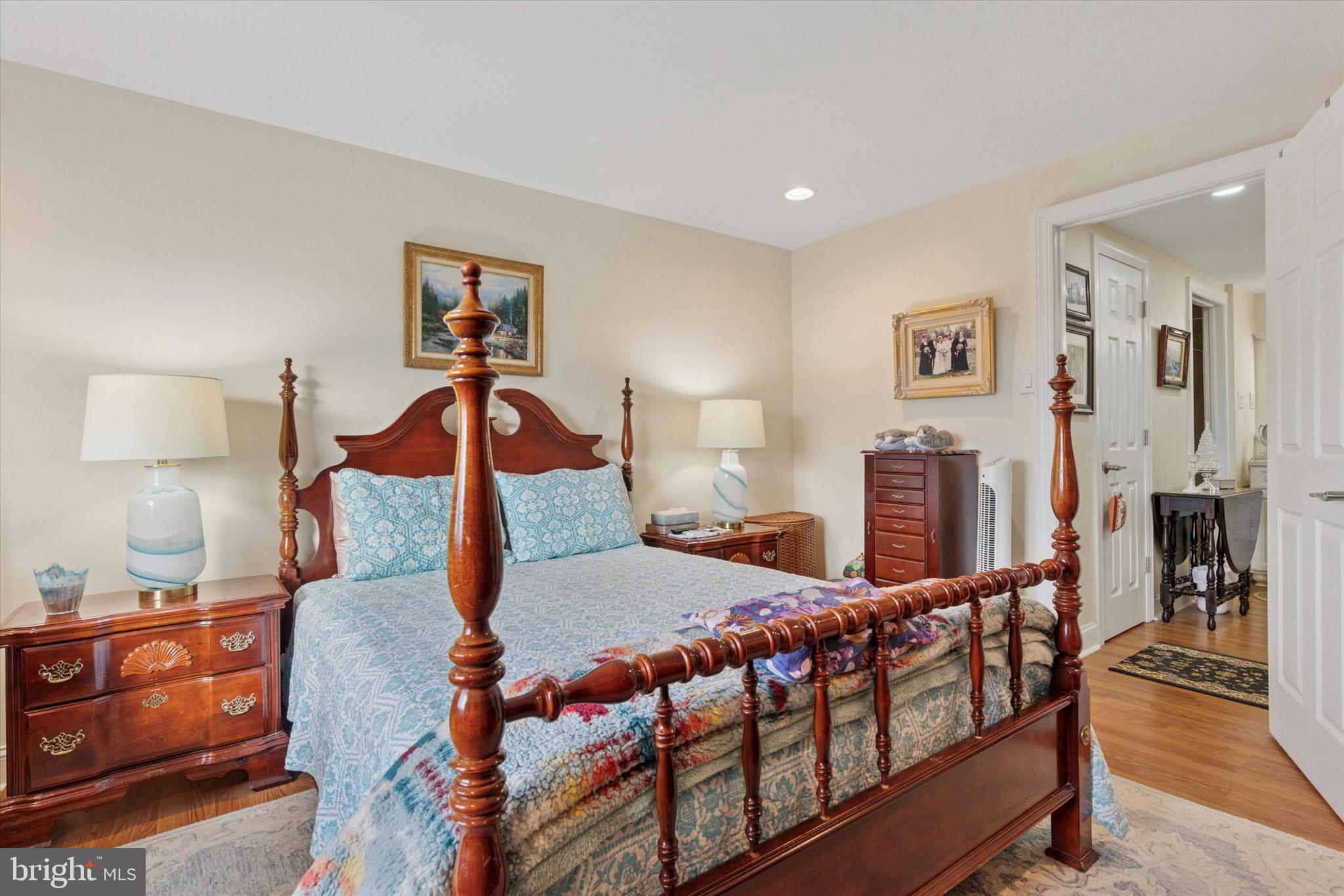 BEAVER HILL - Residential