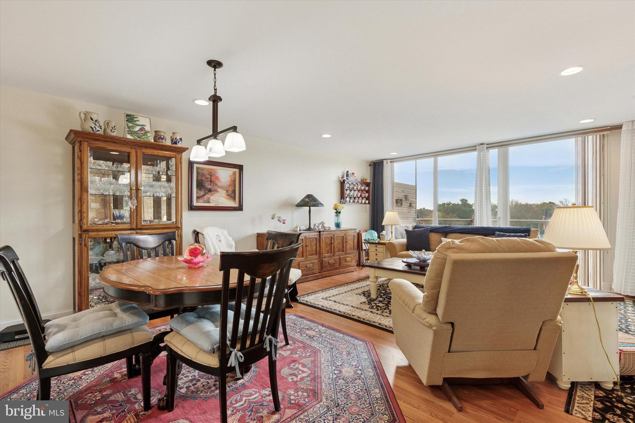 BEAVER HILL - Residential