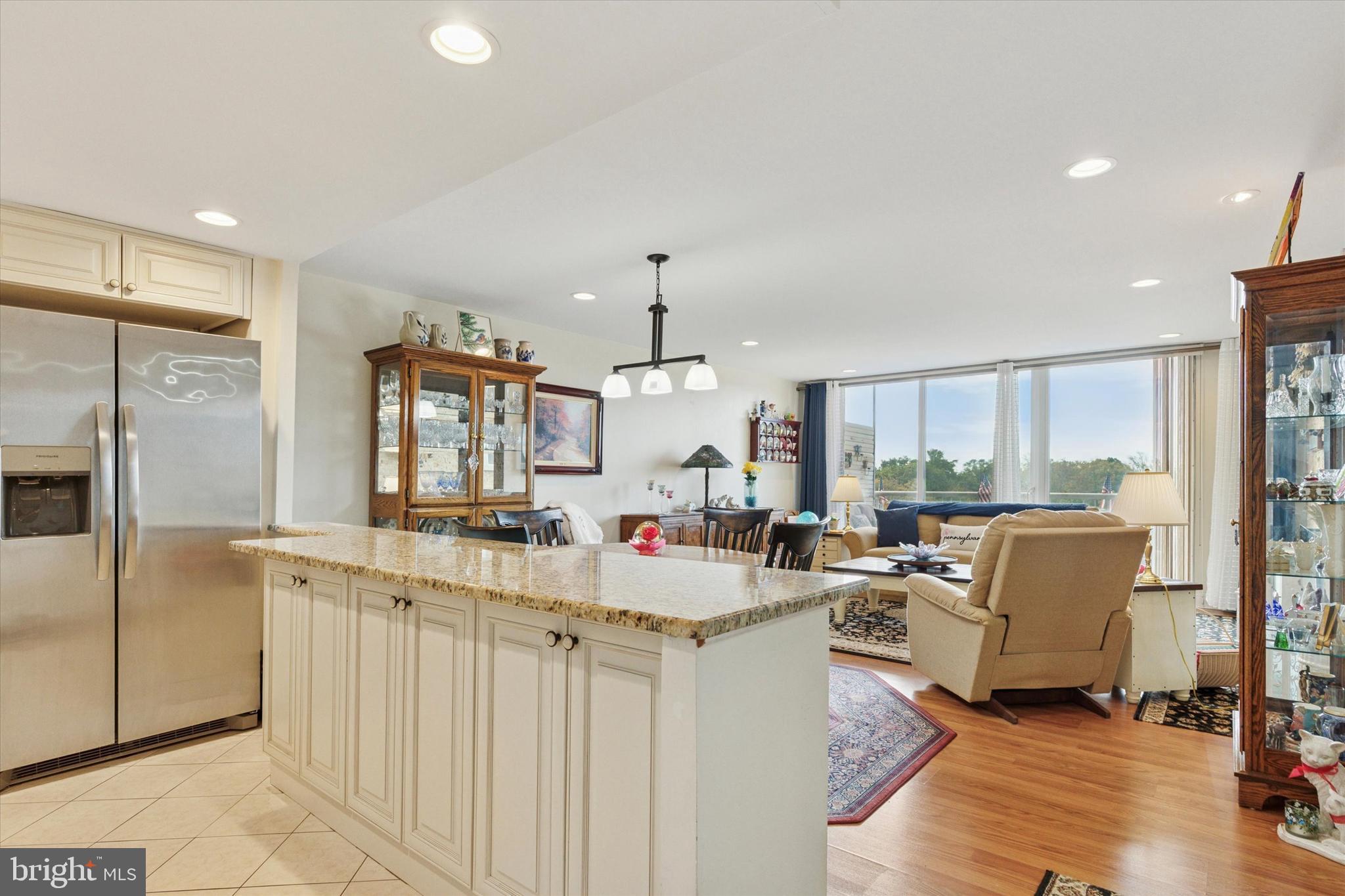 100 WEST AVENUE 609 SOUTH/F9