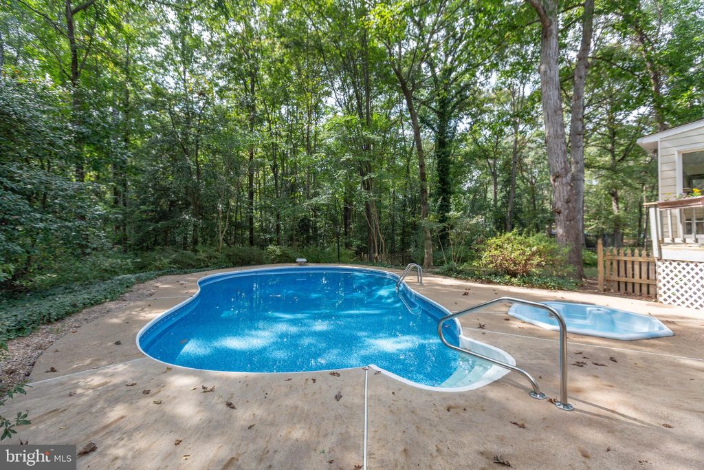 Photo of 5 Mayfair Drive, FREDERICKSBURG, VA 22407 (MLS # VASP2036642)