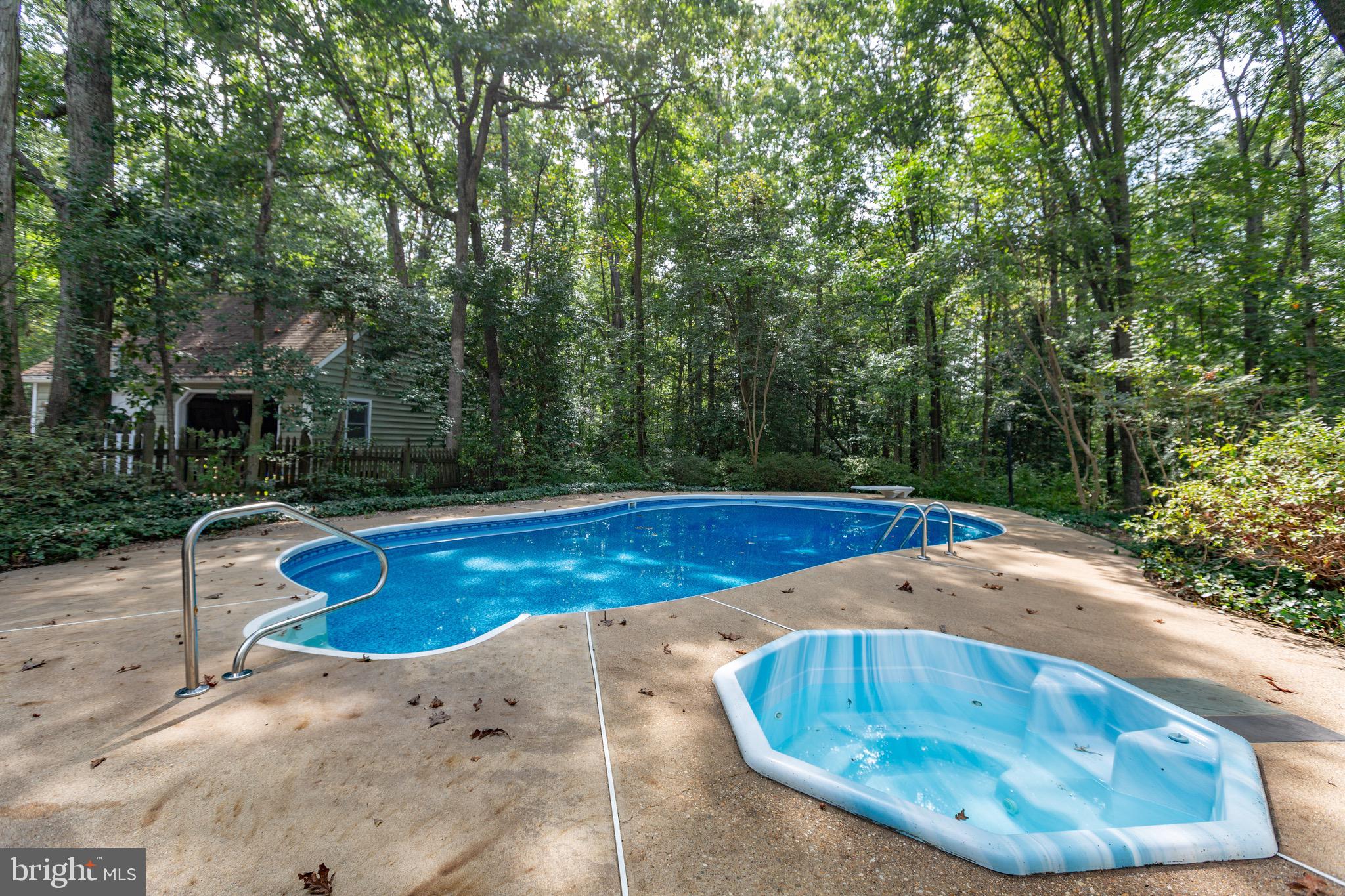 5 MAYFAIR DRIVE