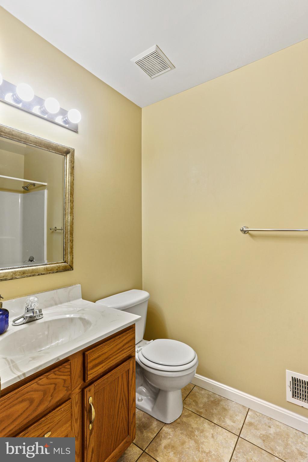 STERLING OAKS - Residential