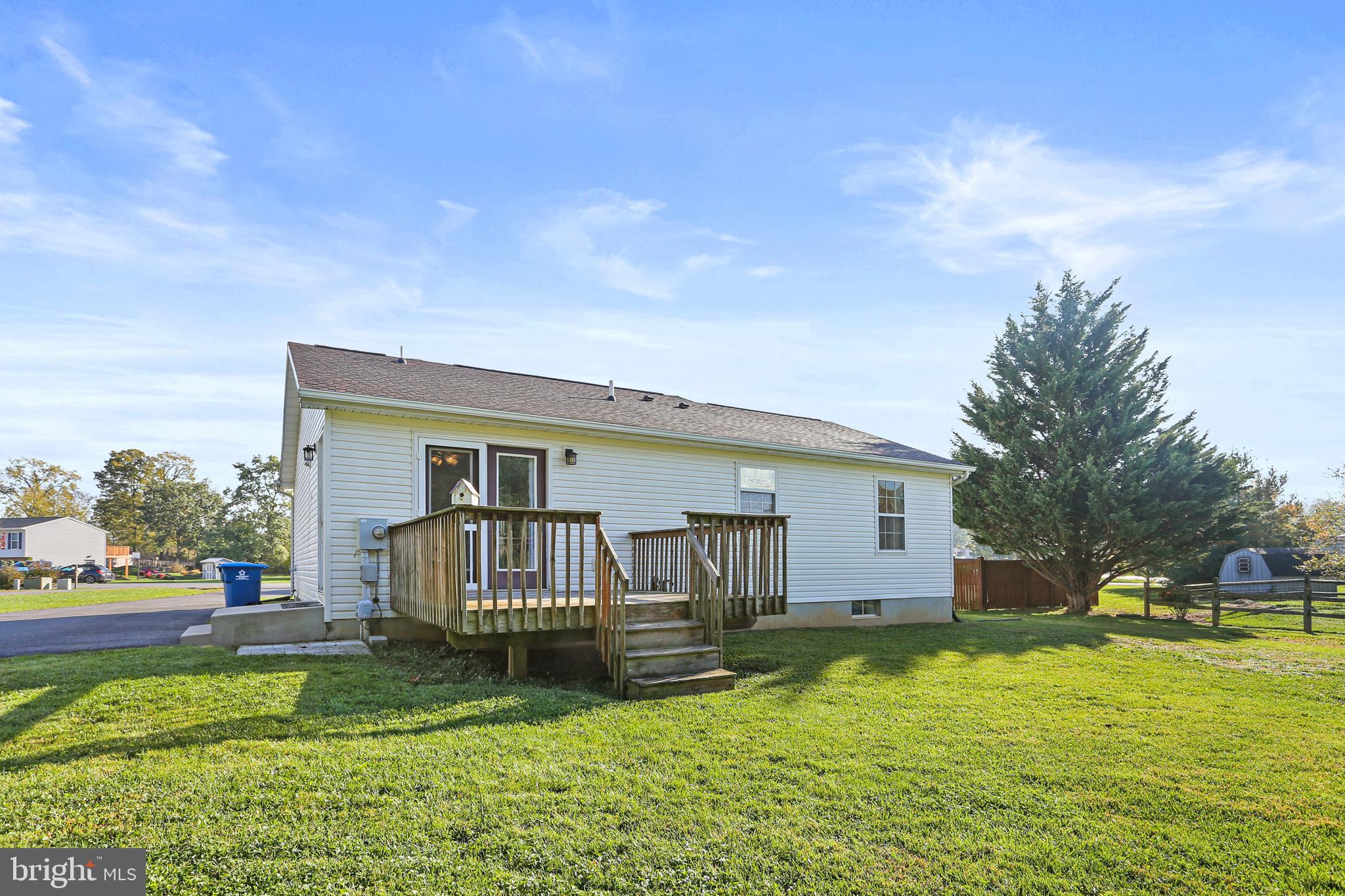 STERLING OAKS - Residential