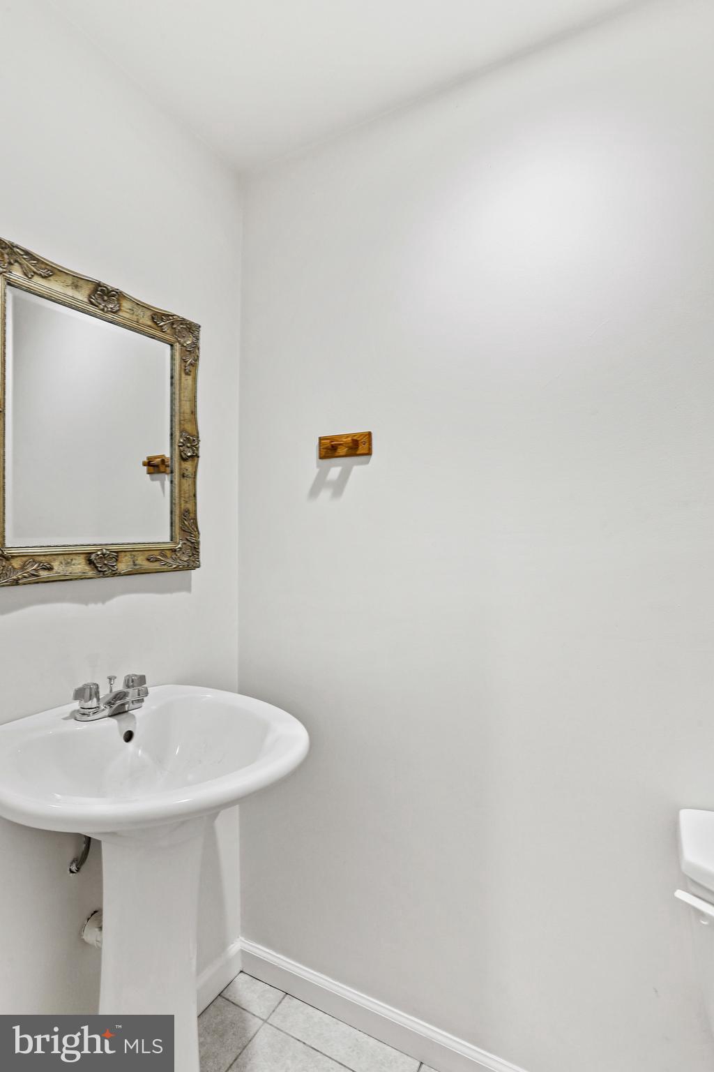 STERLING OAKS - Residential